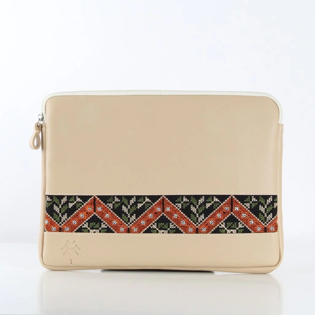 Beige Etamine Laptop Sleeve - Image 5