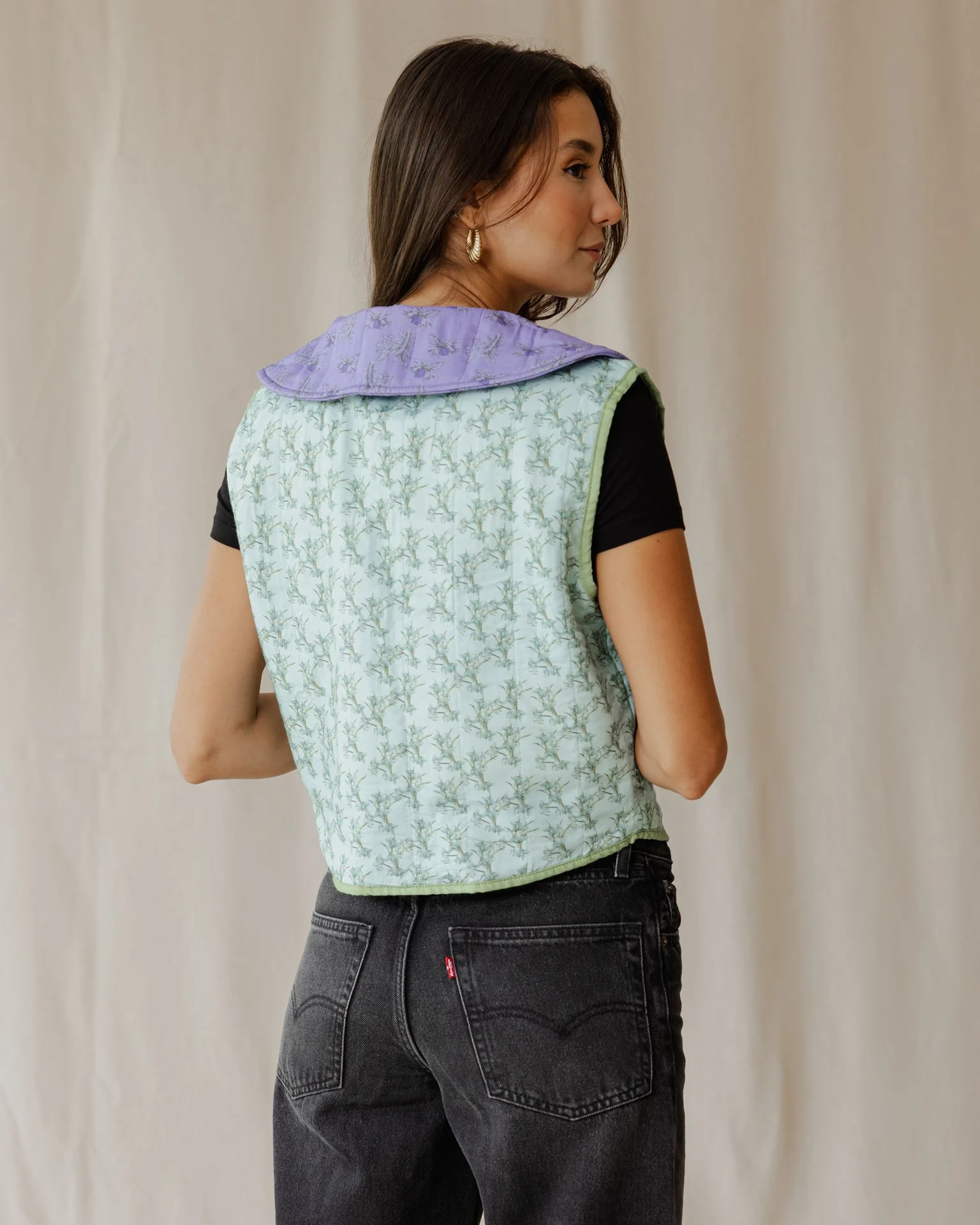 Aurela Quilted Vest - Image 3
