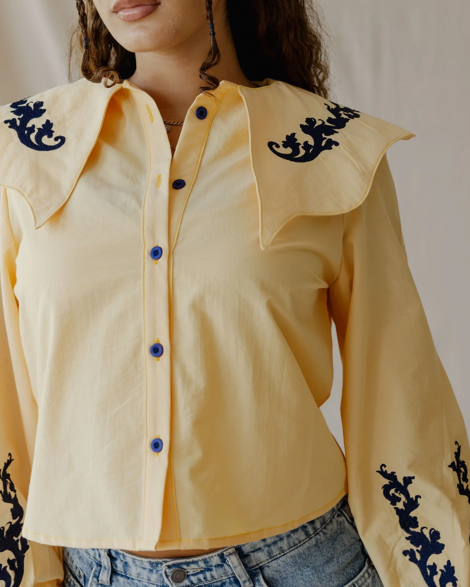 Baroque Collar Yellow Shirt - Image 4