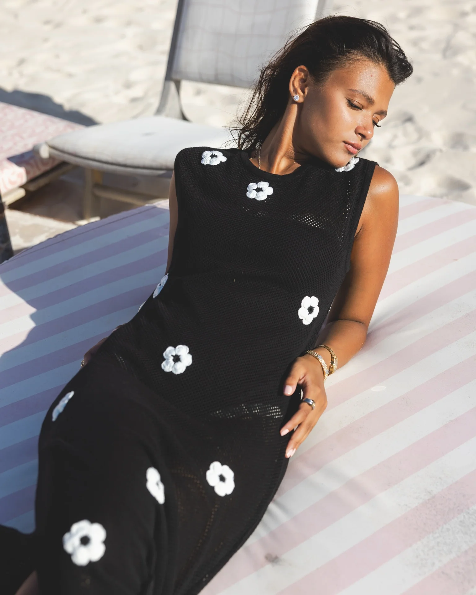 Black Daisy Drift Dress - Image 5
