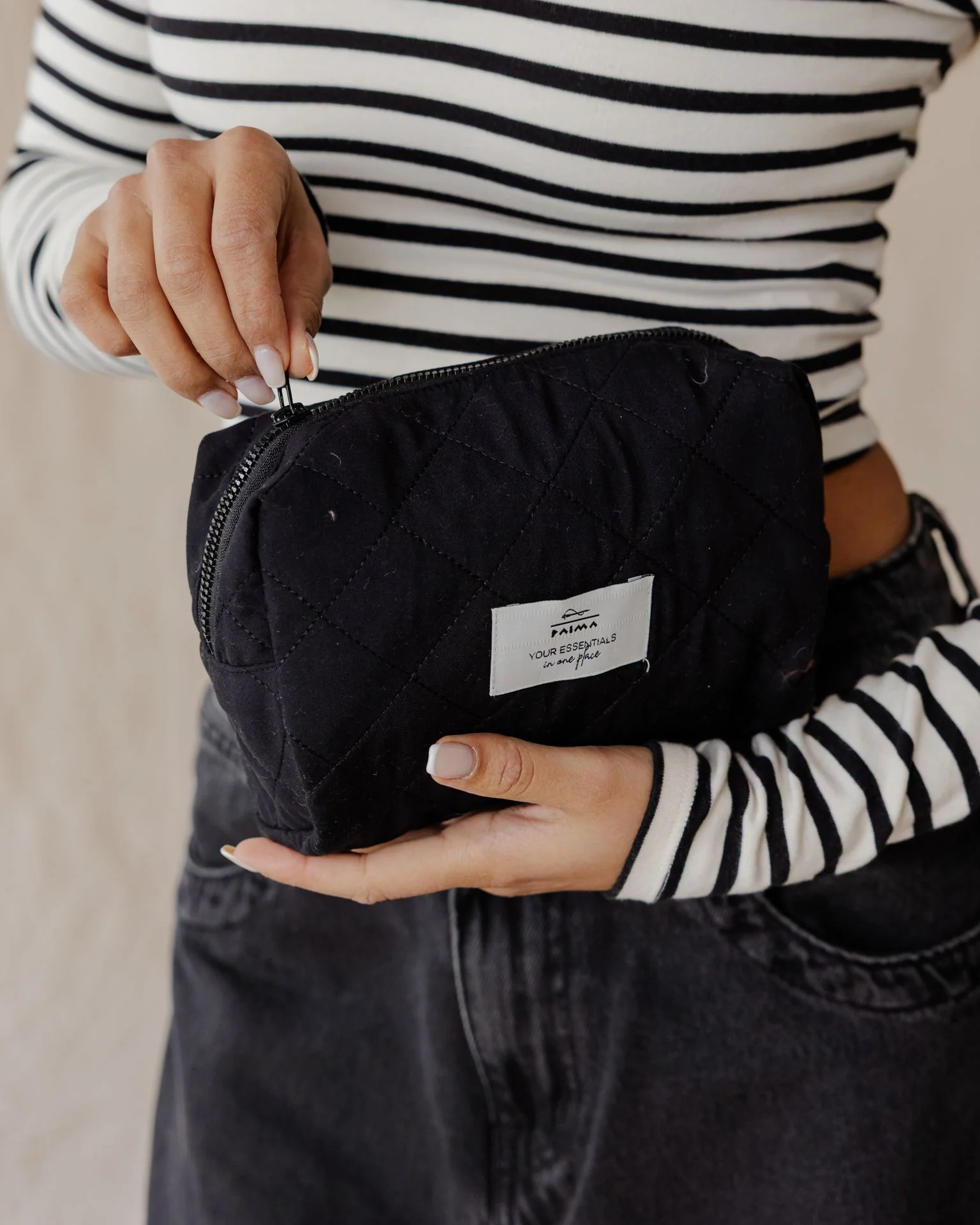Black Essential Makeup Pouch - Image 3