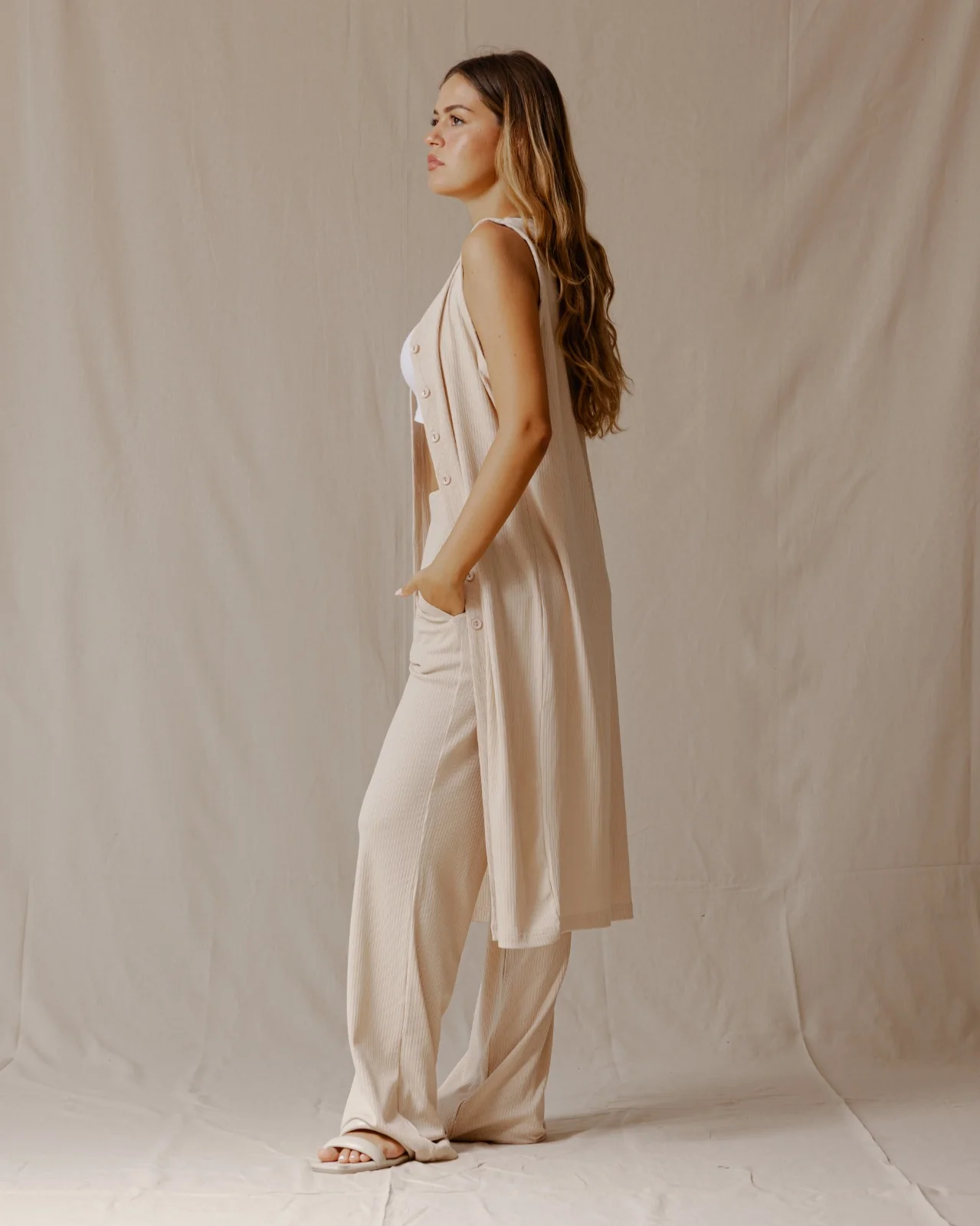 Buttoned Sleeveless Set Beige - Image 4