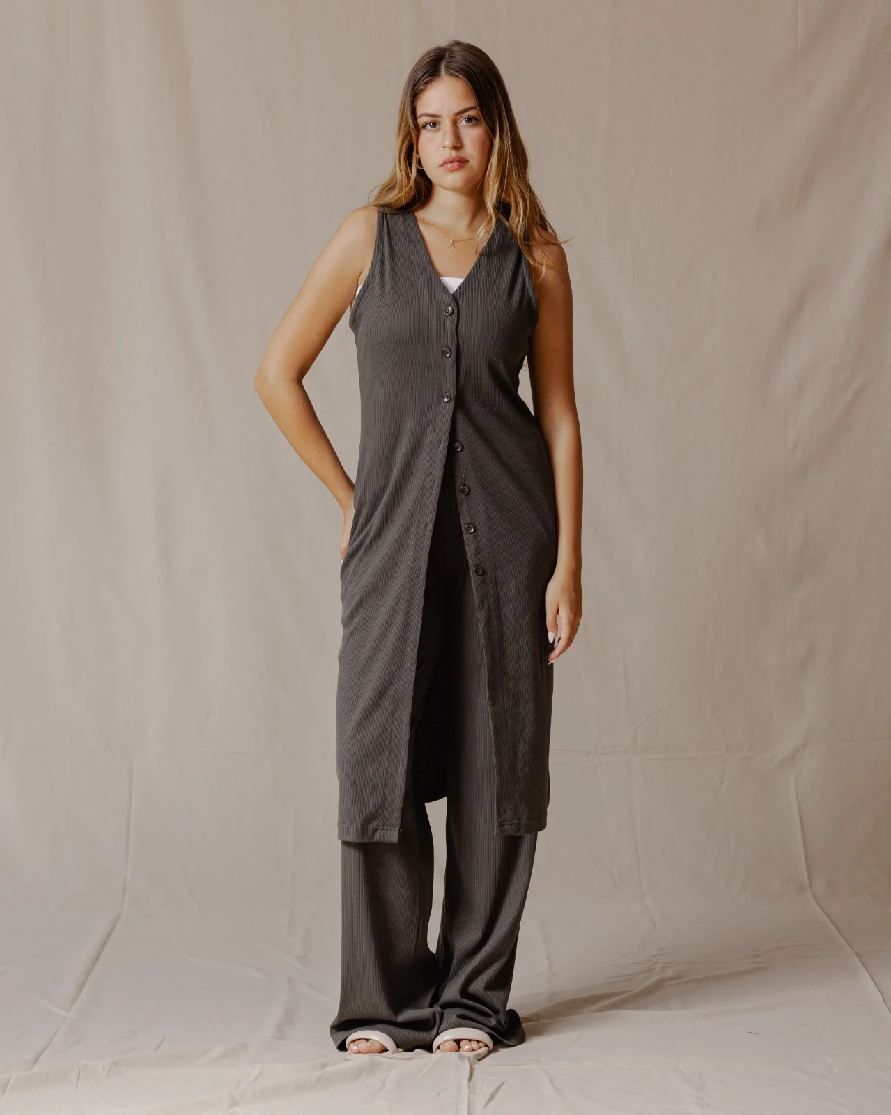 Buttoned Sleeveless Set Olive - Image 3