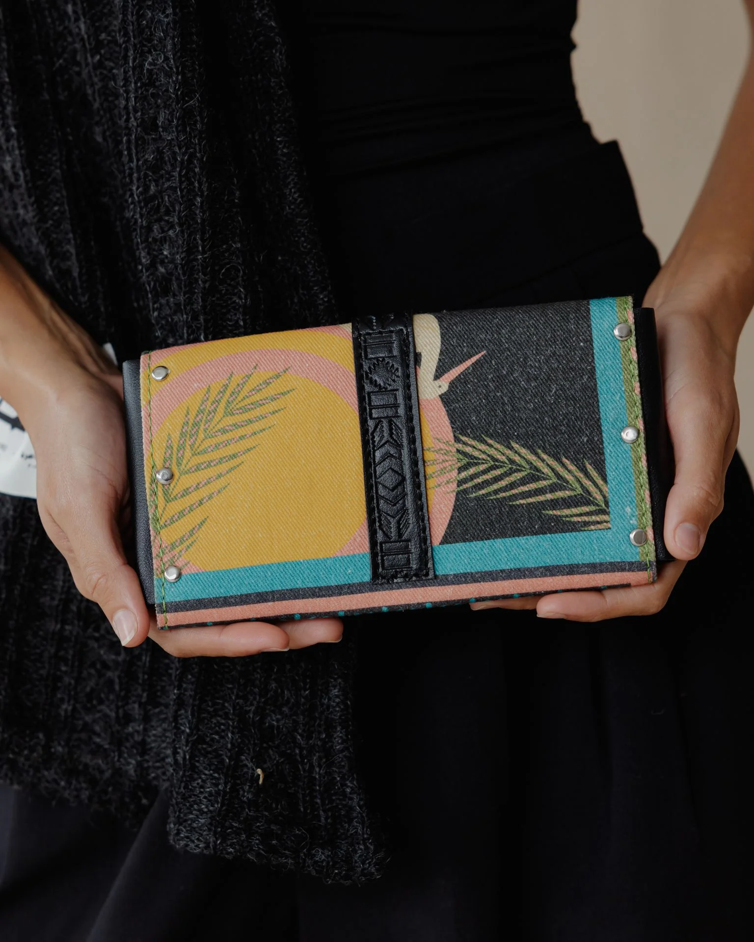 Cairo Breeze Spectrum Purse - Image 2