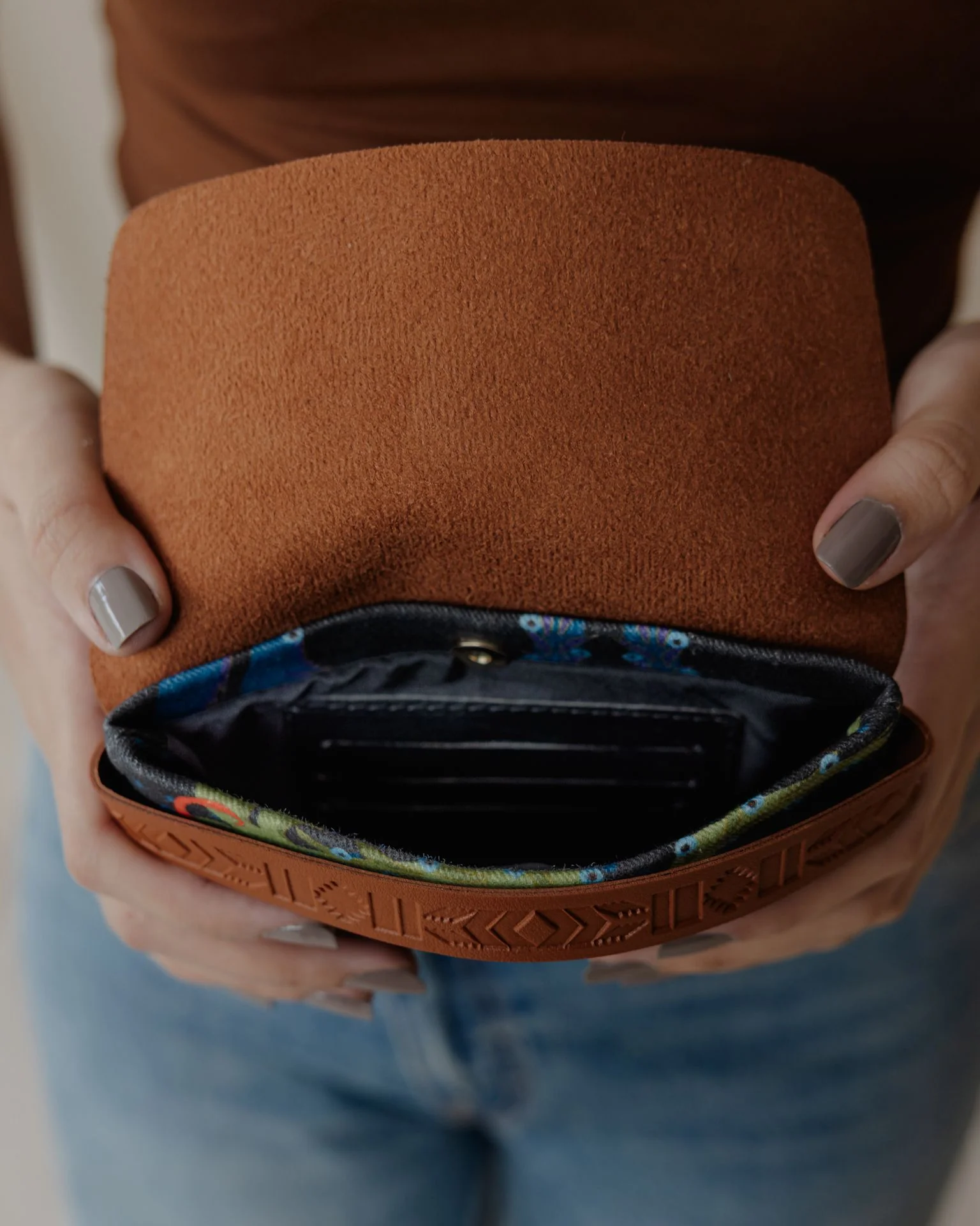 Camel Maze Purse - Image 2