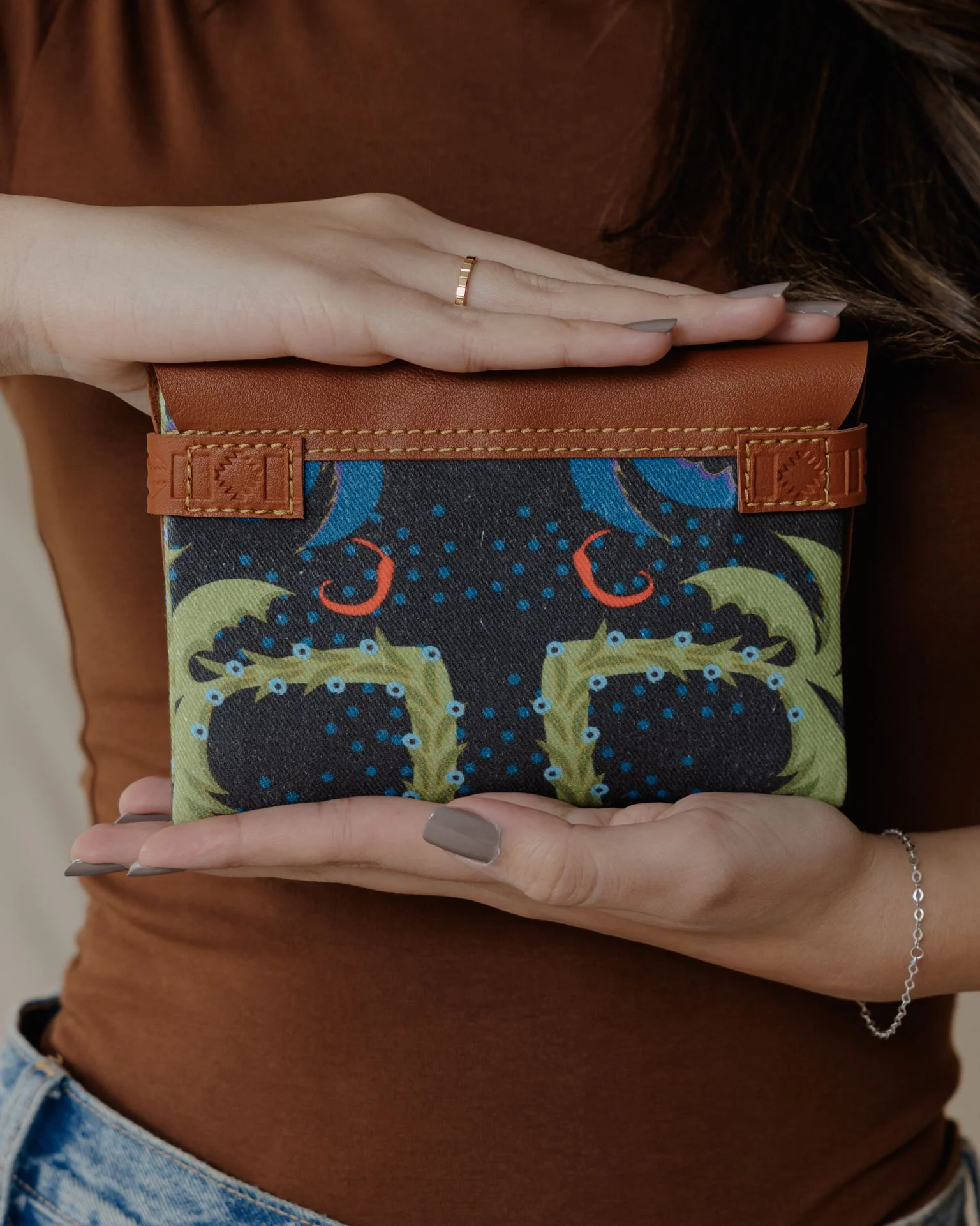 Camel Maze Purse - Image 3