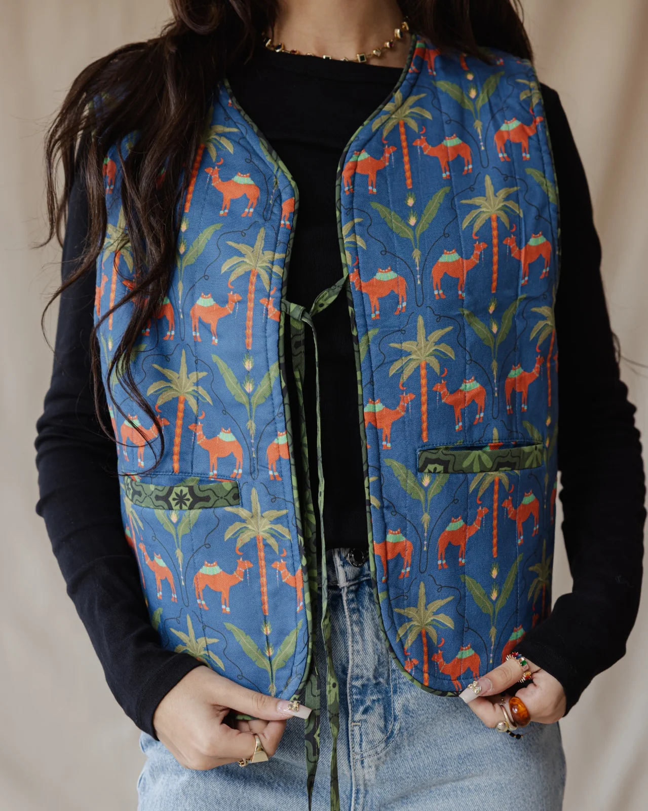 Camels Reversible Vest - Image 6