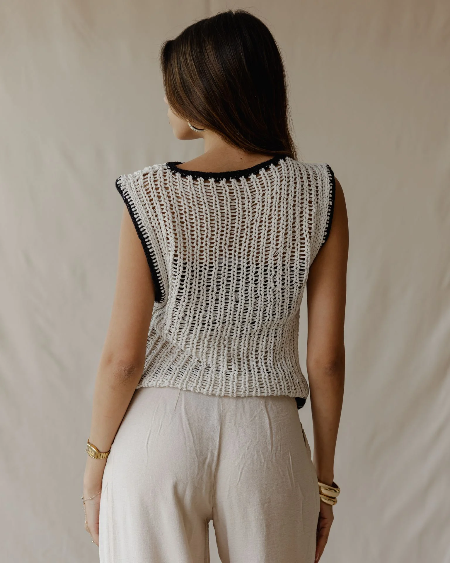Contrast Crochet Top Off-White - Image 4