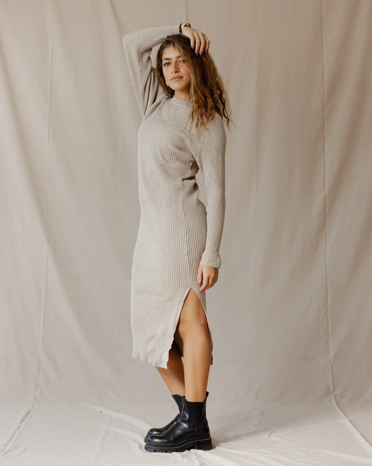 Daring Knitted Dress Beige - Image 3