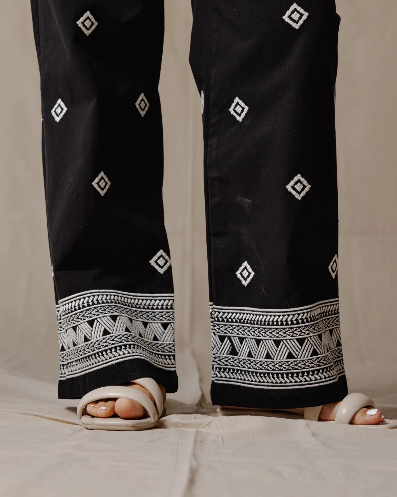 Ethnic Embroidered Pants Black - Image 5