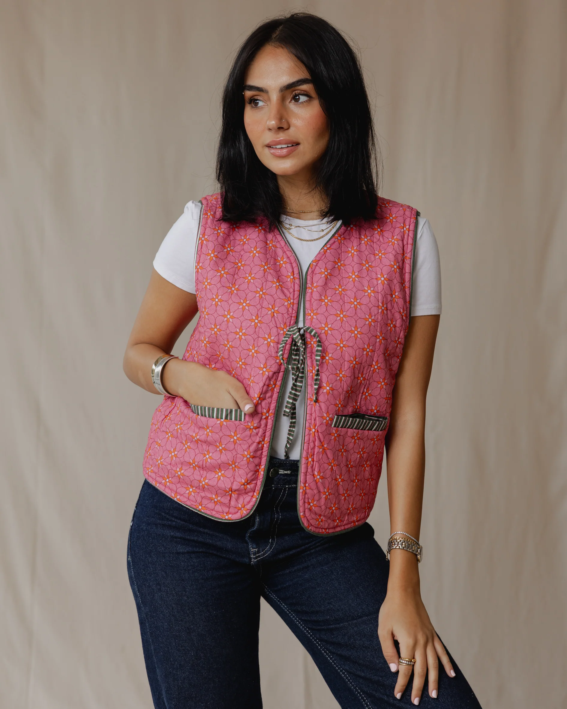 Flip & Bloom Reversible Vest in Green/Pink - Image 2