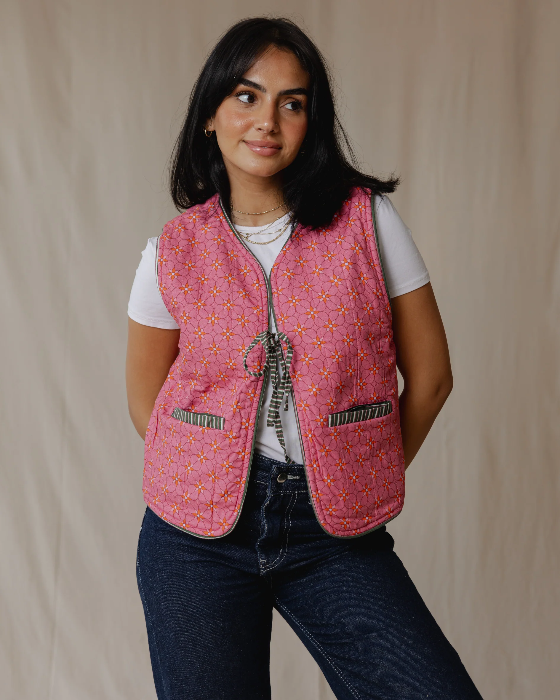 Flip & Bloom Reversible Vest in Green/Pink - Image 4