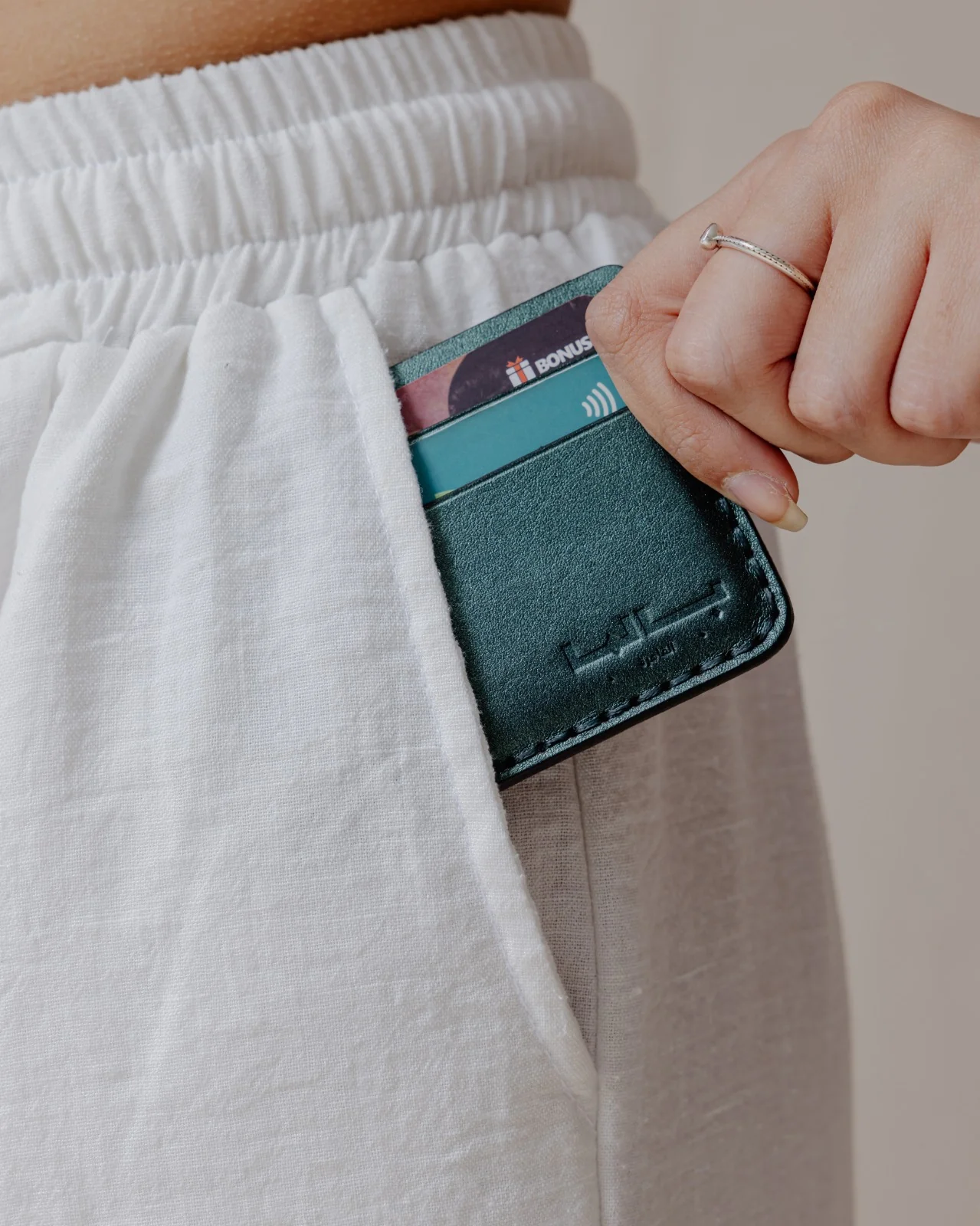 Genuine Gleam Card Holder Teal - Image 3