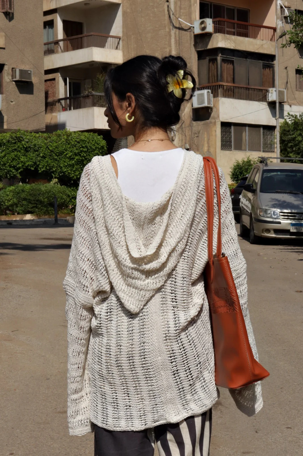 Handmade Trico Hoodie Off-White - Image 8