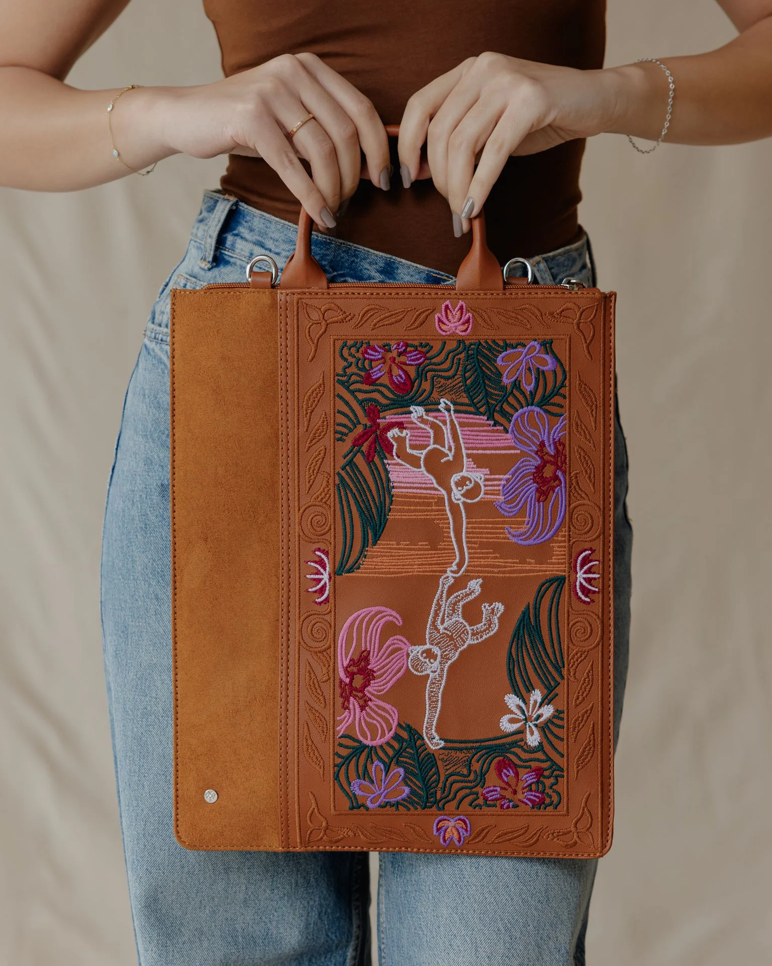 Holding & Held Laptop Sleeve - Image 3