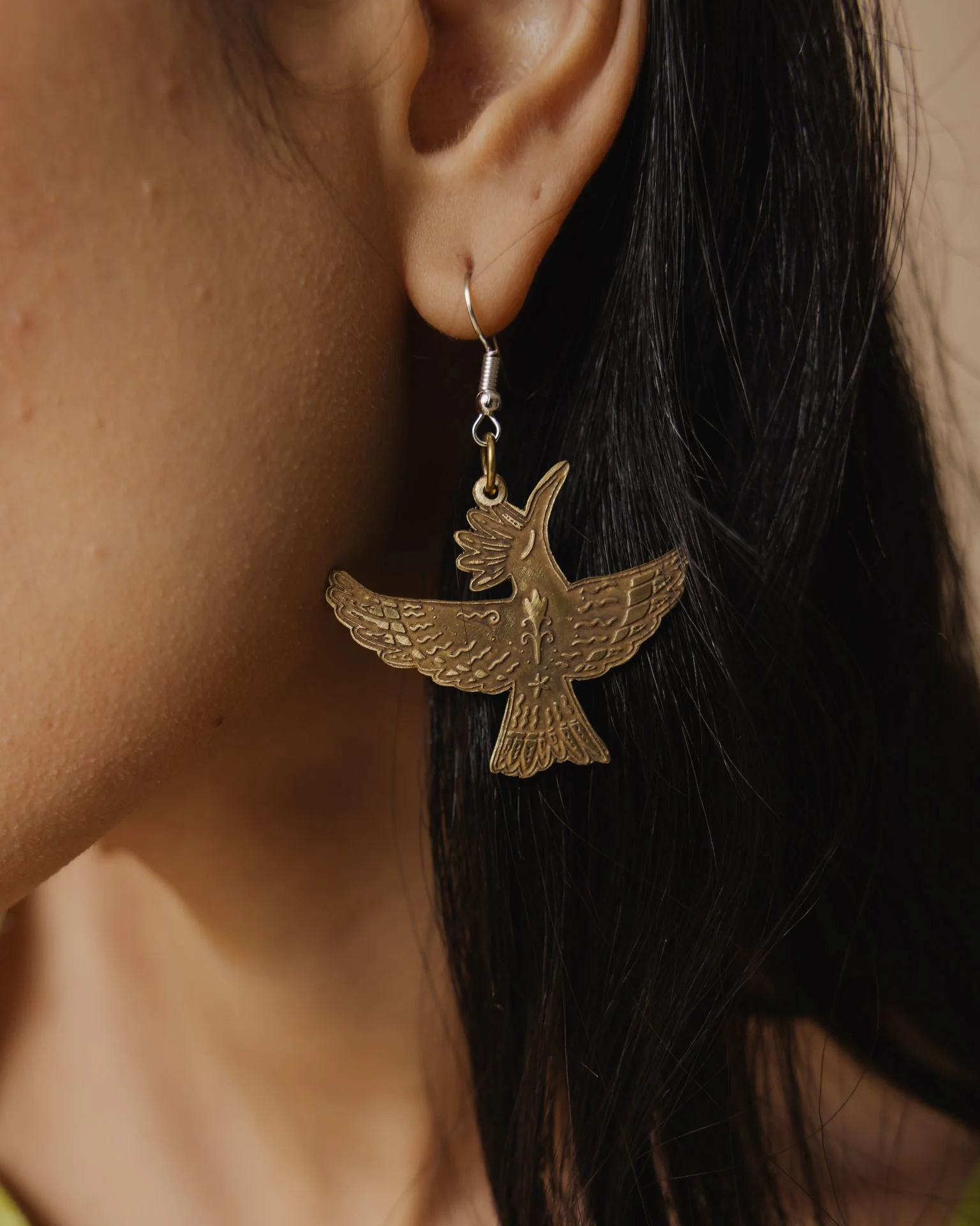 Hoopoe Earring - Image 4