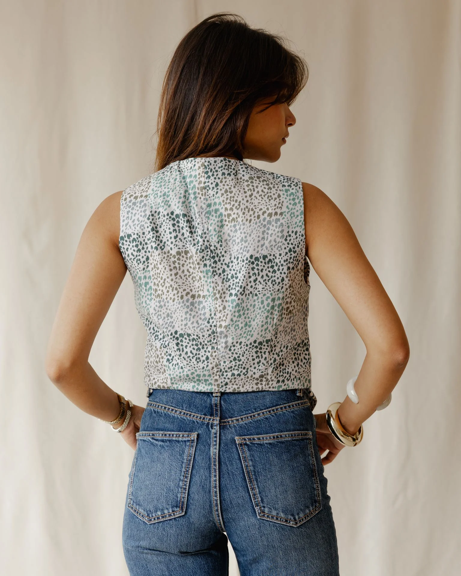 Ink & Oasis Vest - Image 4