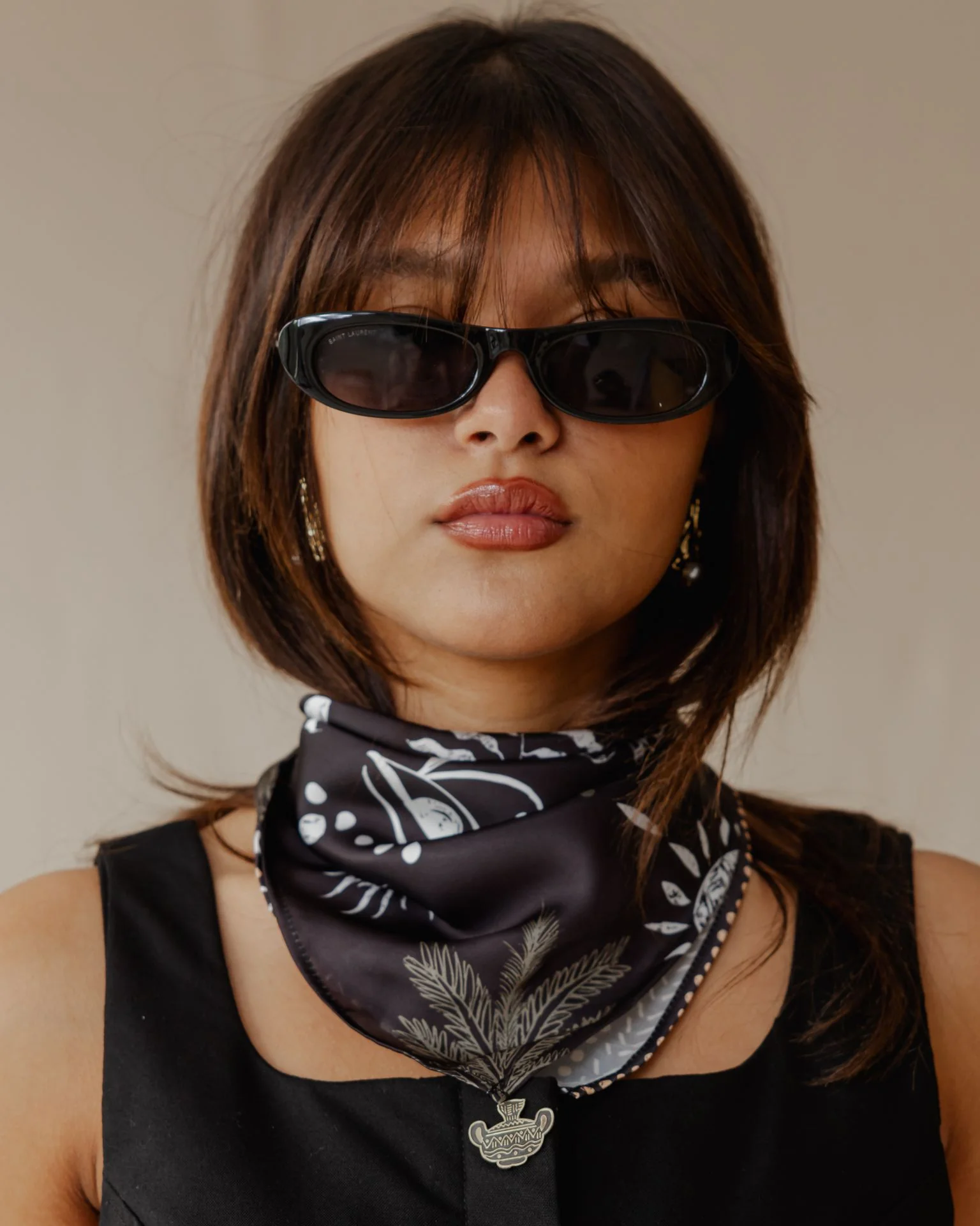 Isis Scarf In Black - Image 3