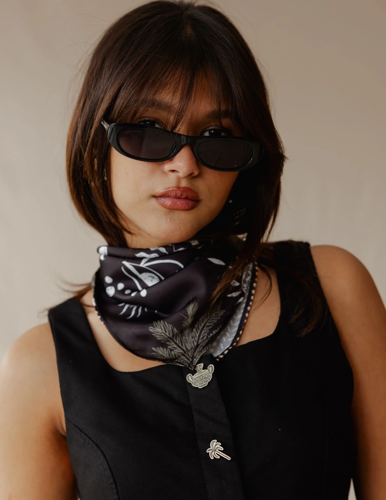 Isis Scarf In Black - Image 4