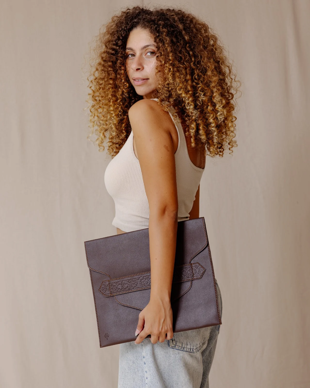 Jali Laptop Sleeve Brown - Image 3