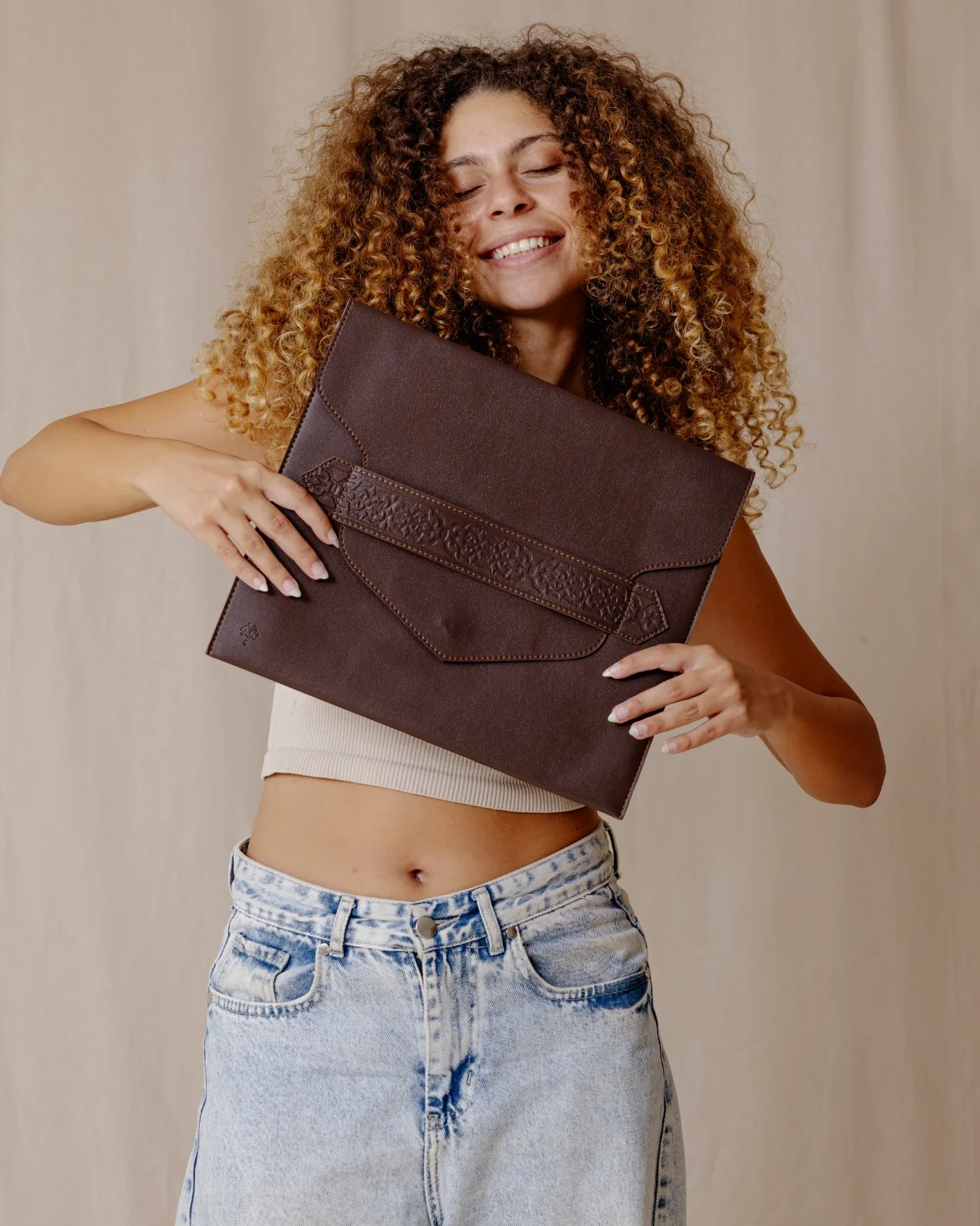 Jali Laptop Sleeve Brown - Image 5