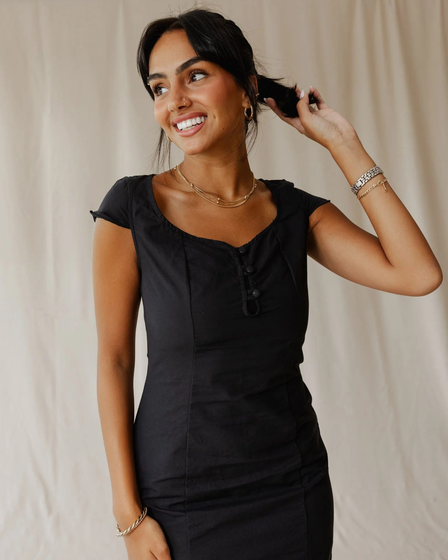 Linéa Grace Black Dress - Image 3