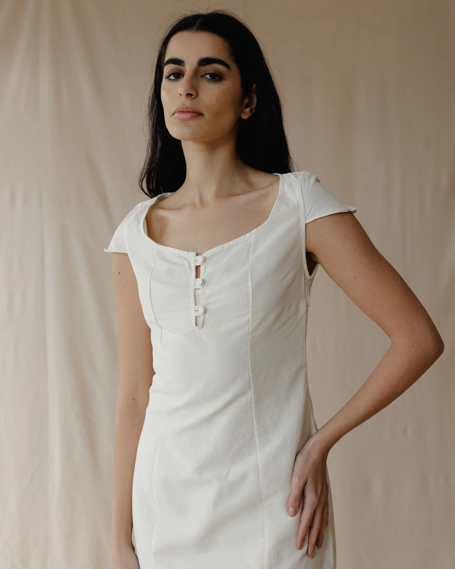 Linéa Grace Off-white Dress - Image 5