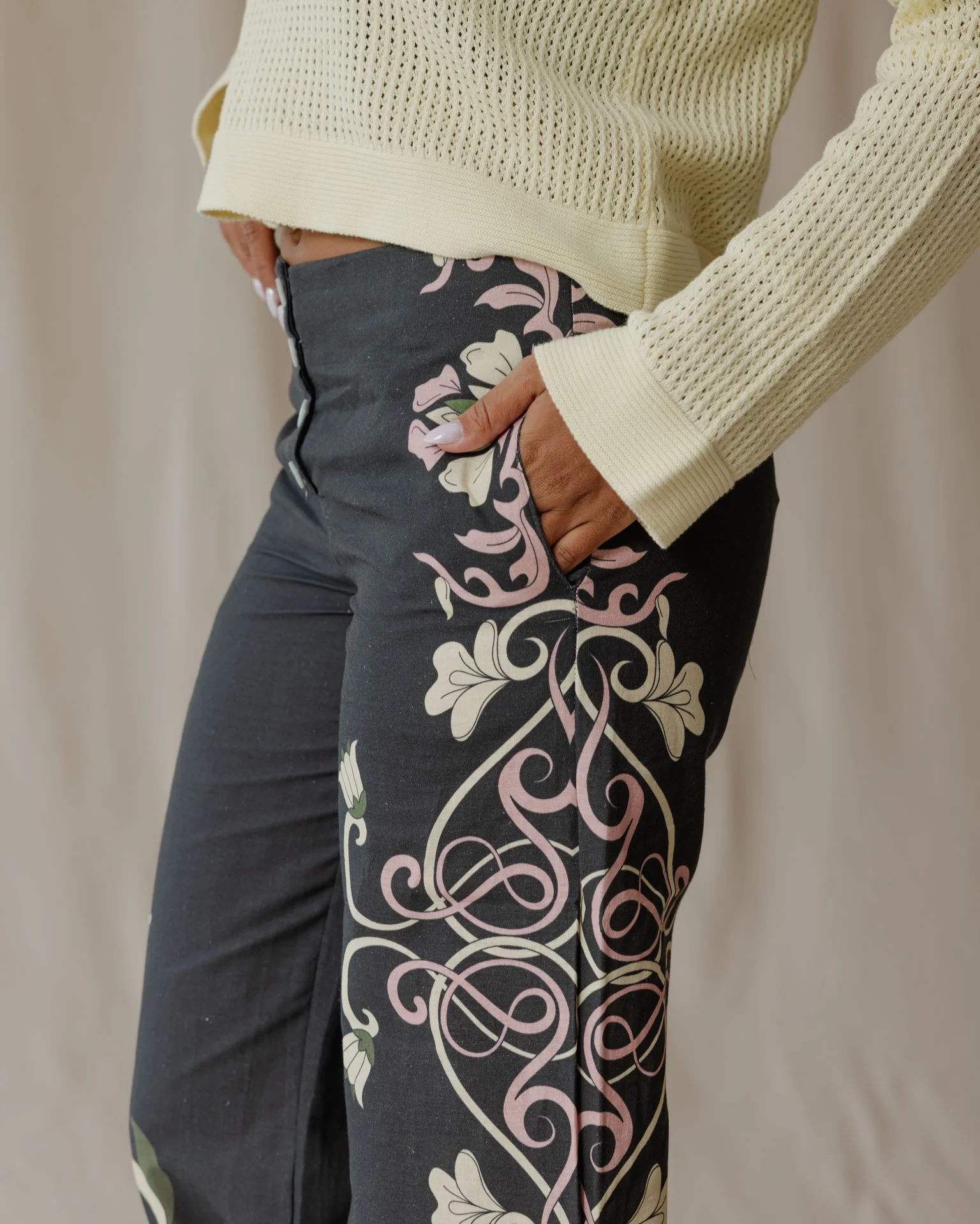 Midnight Petal Muse Linen Pants - Image 4