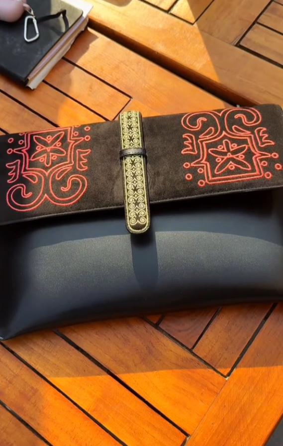 Midnight Tale Laptop Sleeve In Black - Image 3
