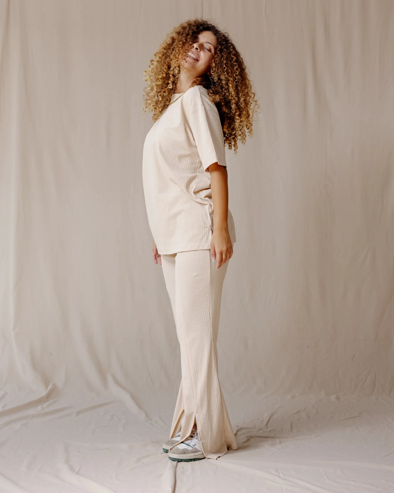 Mila Ribbed Set Beige - Image 2