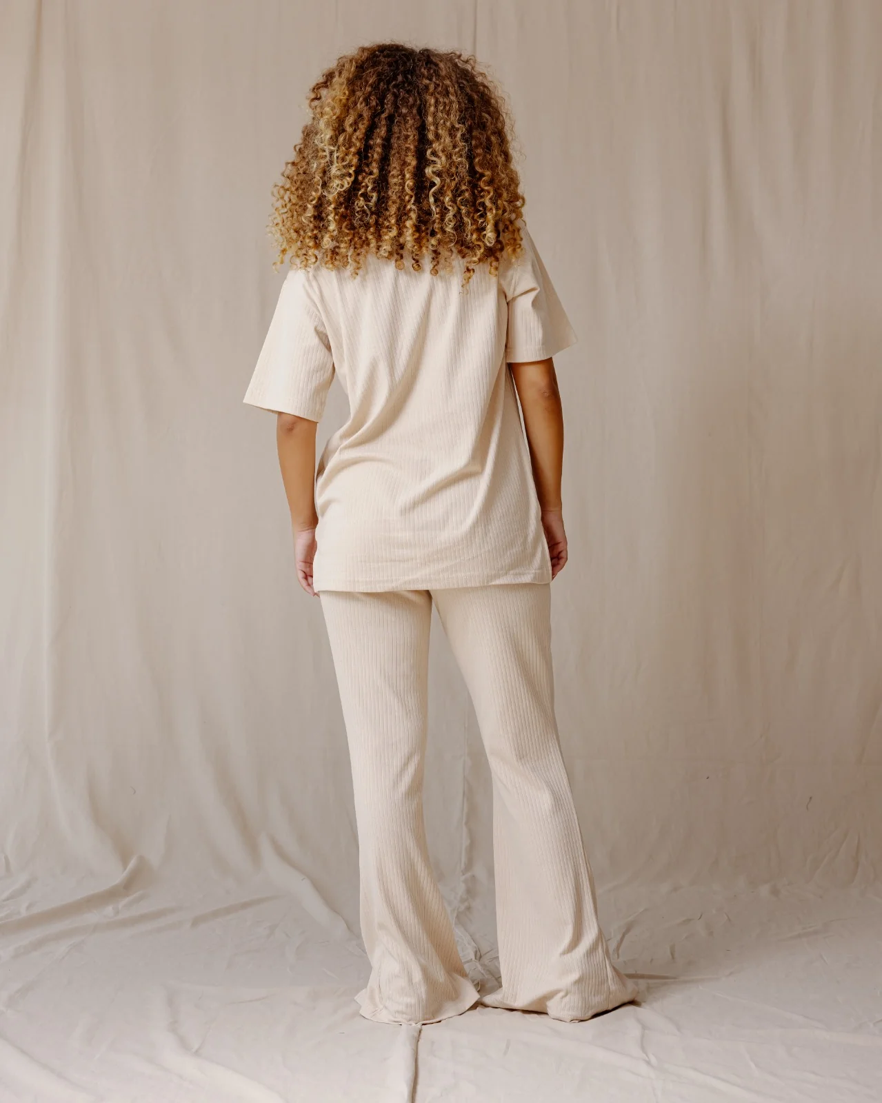 Mila Ribbed Set Beige - Image 3