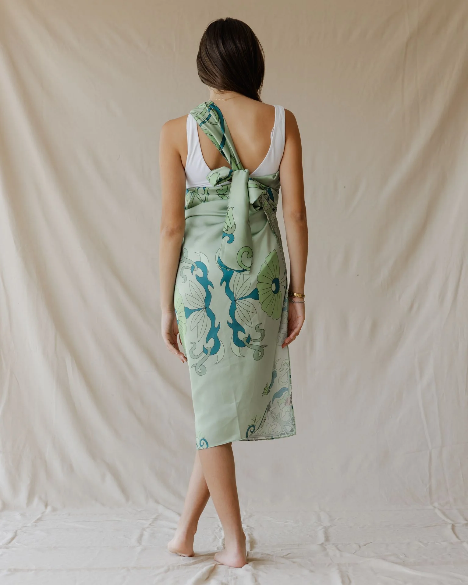 Mint Petal Muse Sarong - Image 2