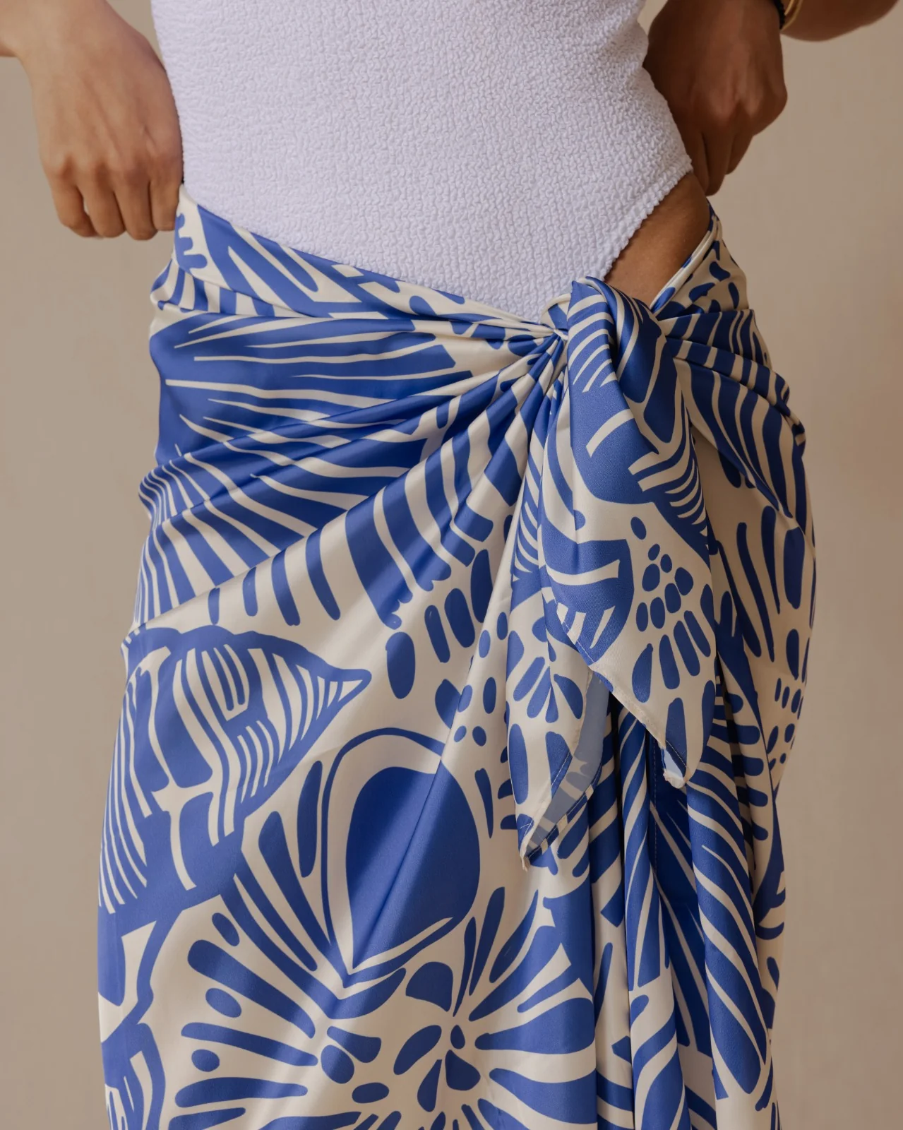 Ocean Treasures Coverup Blue X Off-White - Image 4