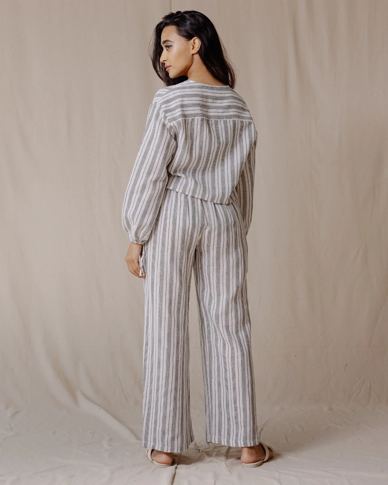 Olive Linea Linen Set - Image 3