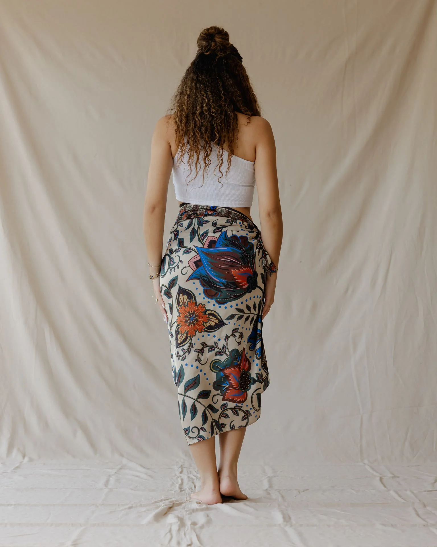 Petals & Persia Sarong - Image 2