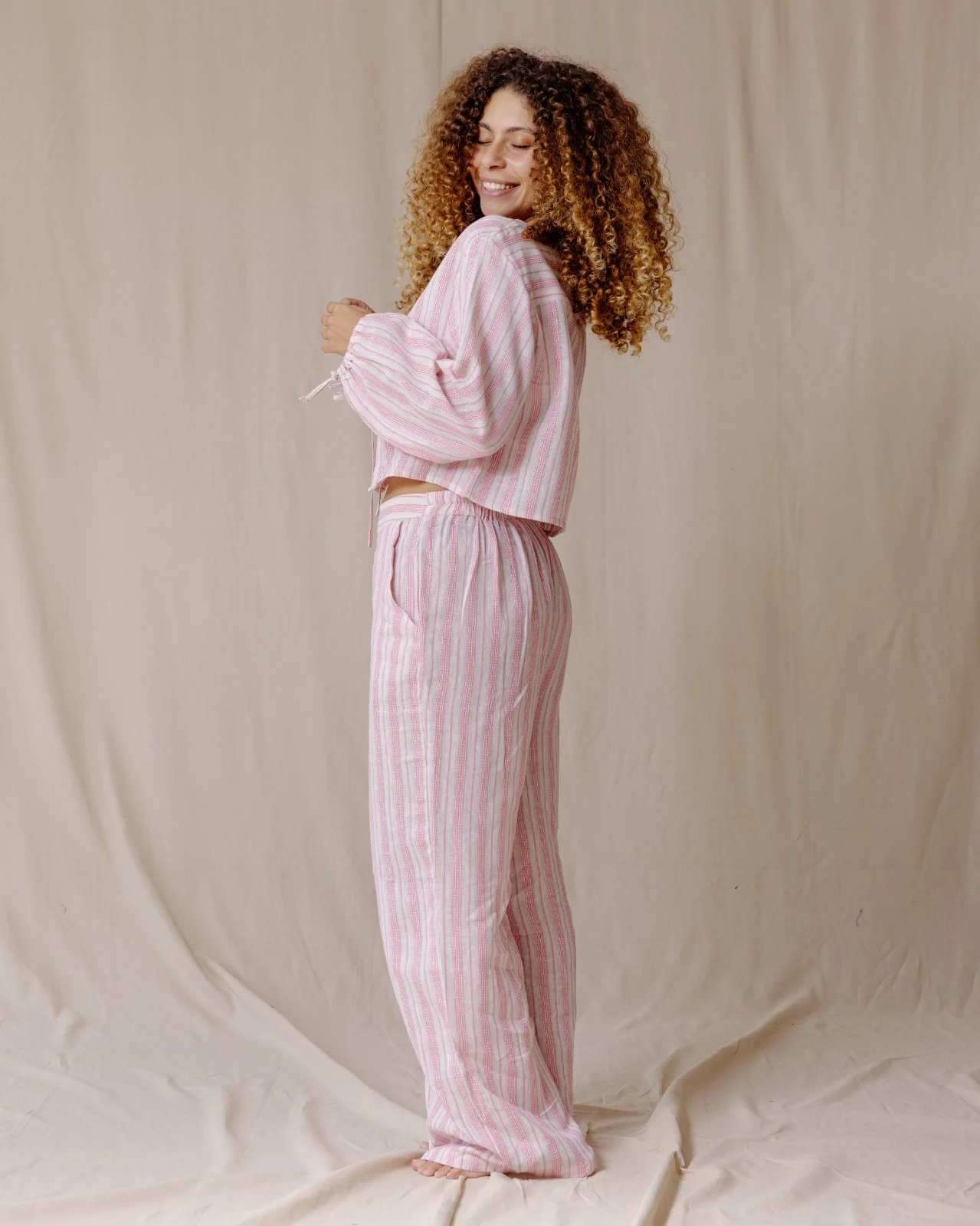 Pink Linea Linen Set - Image 3