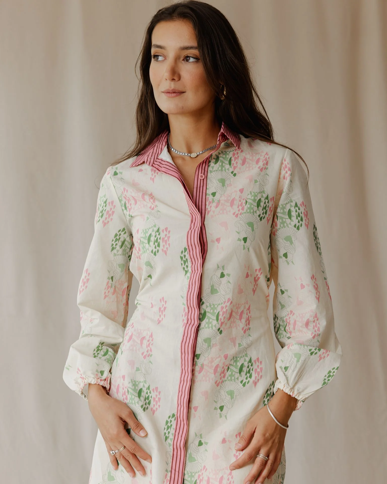 Queen Of Hearts Linen Dress - Image 3