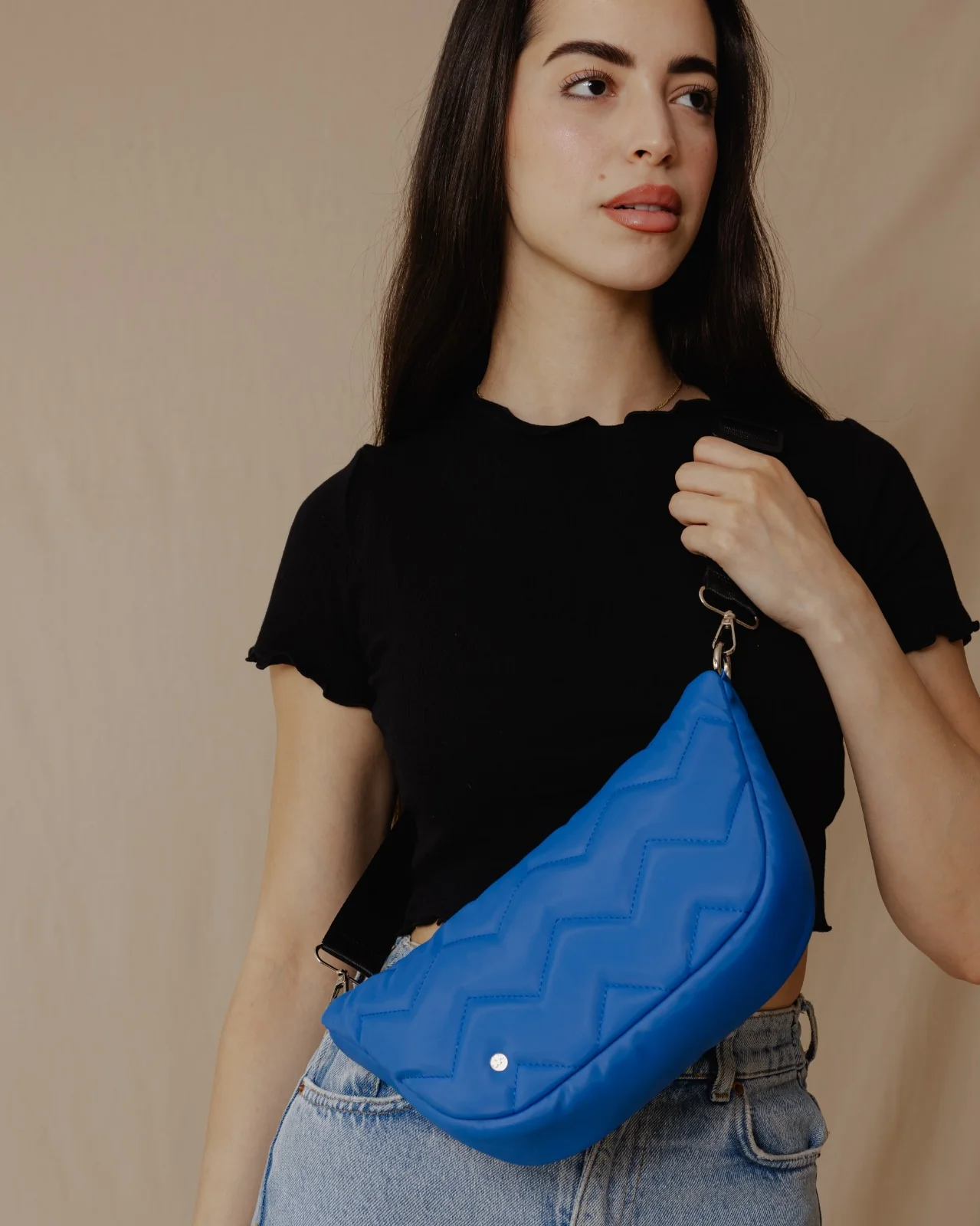 Quilted Sling Bag Blue - Image 3