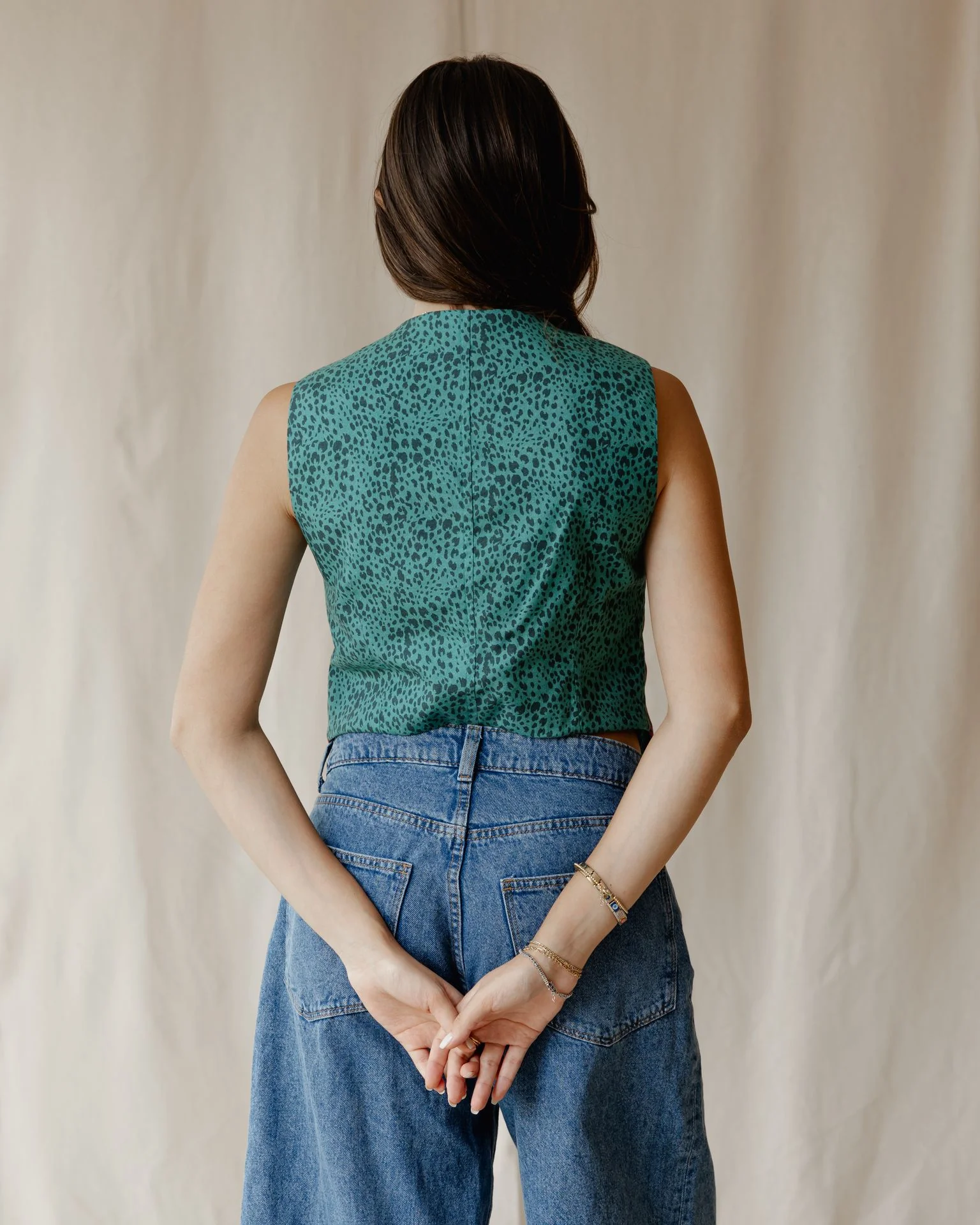 Raspberry Rhythm Vest - Image 3