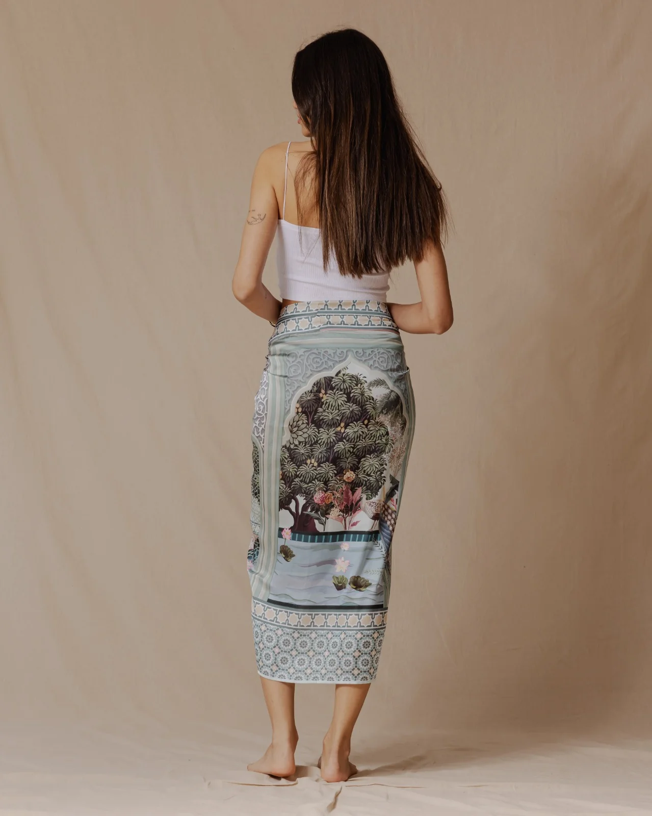 Riad Retreat Sarong - Image 3