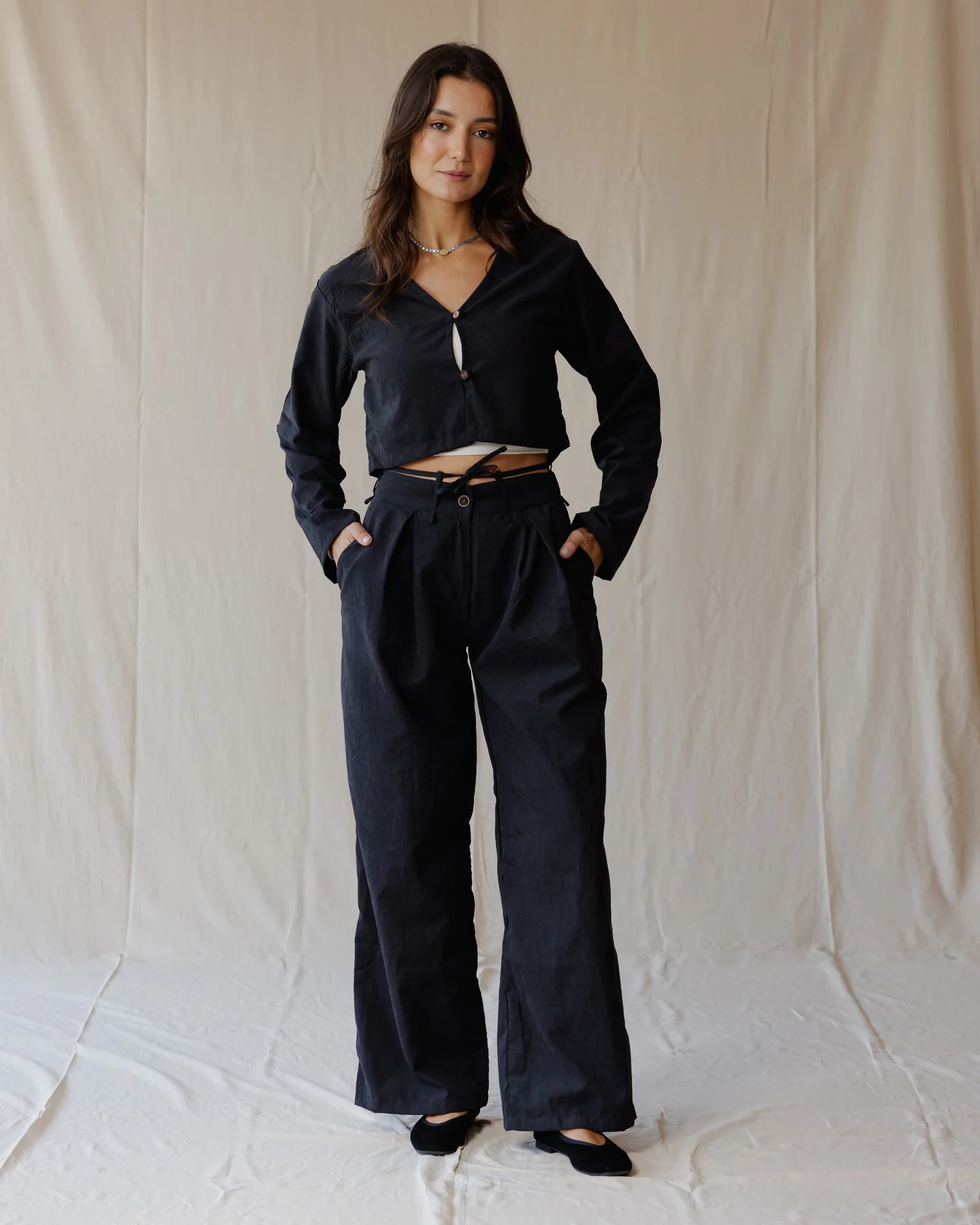 Ruska Set In Black