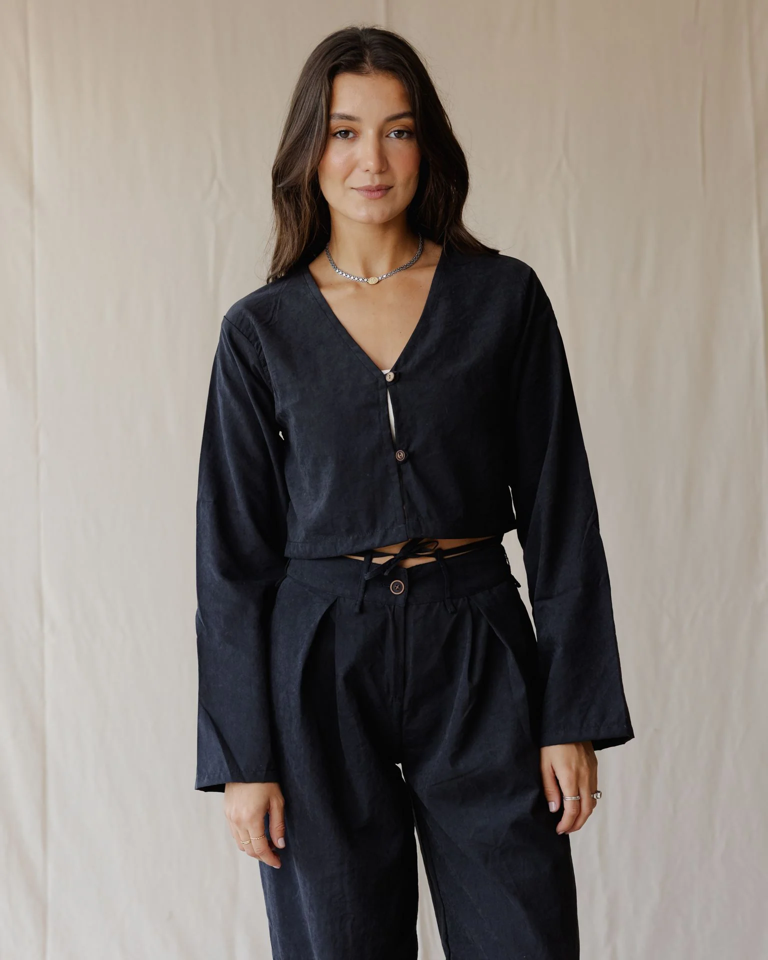 Ruska Set In Black - Image 3