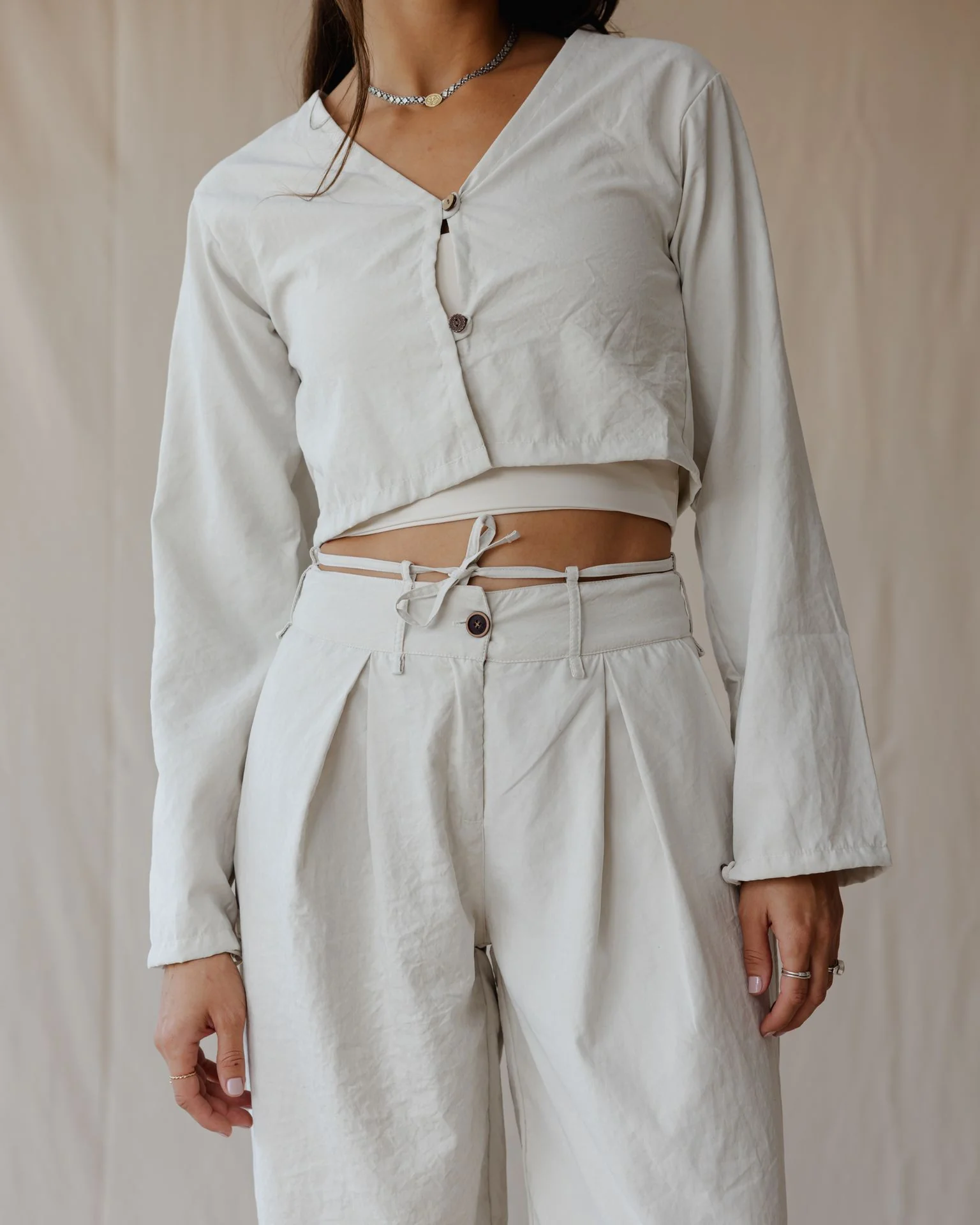 Ruska Set In Off-White - Image 4