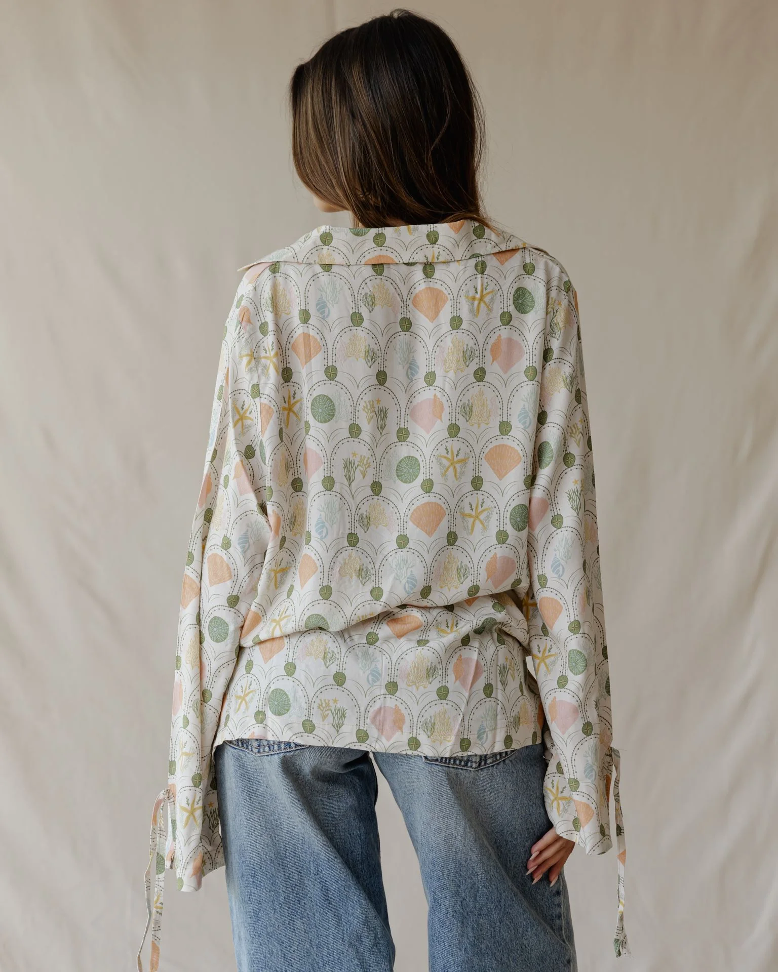 Seaside Garden Shirt Beige - Image 4
