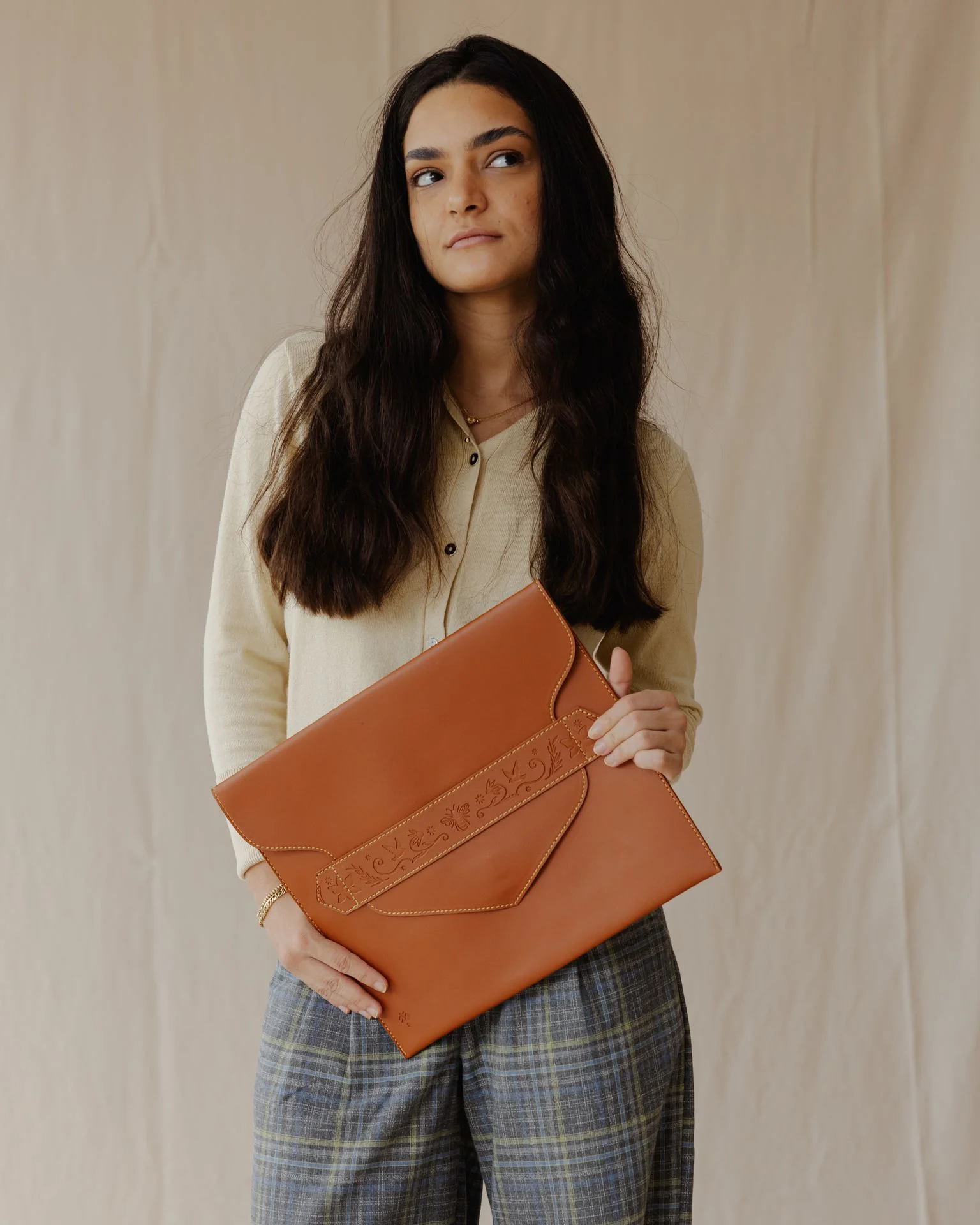 Secret Garden Laptop Sleeve Havane - Image 2