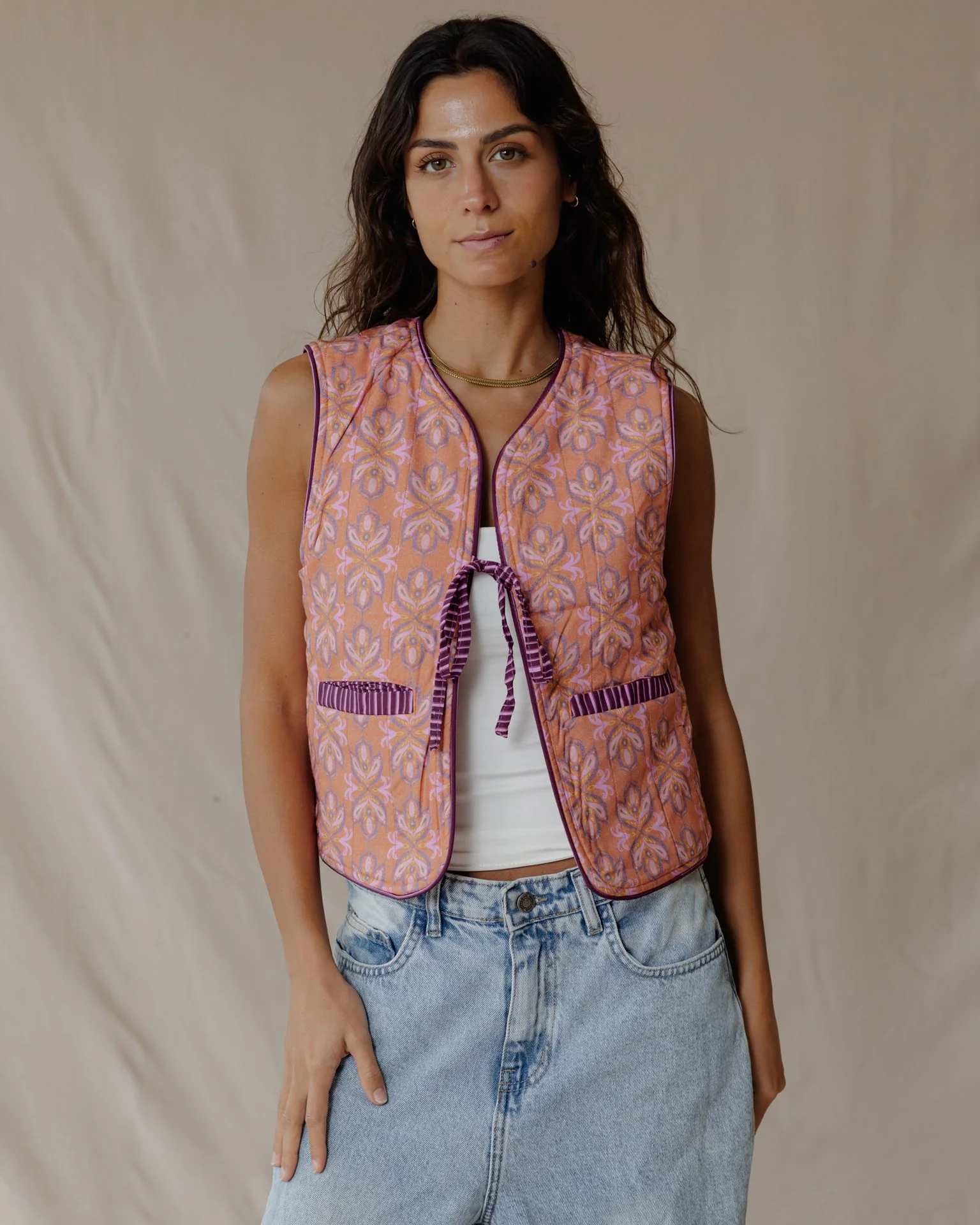 Seeds and beads Reversible Vest - Image 3