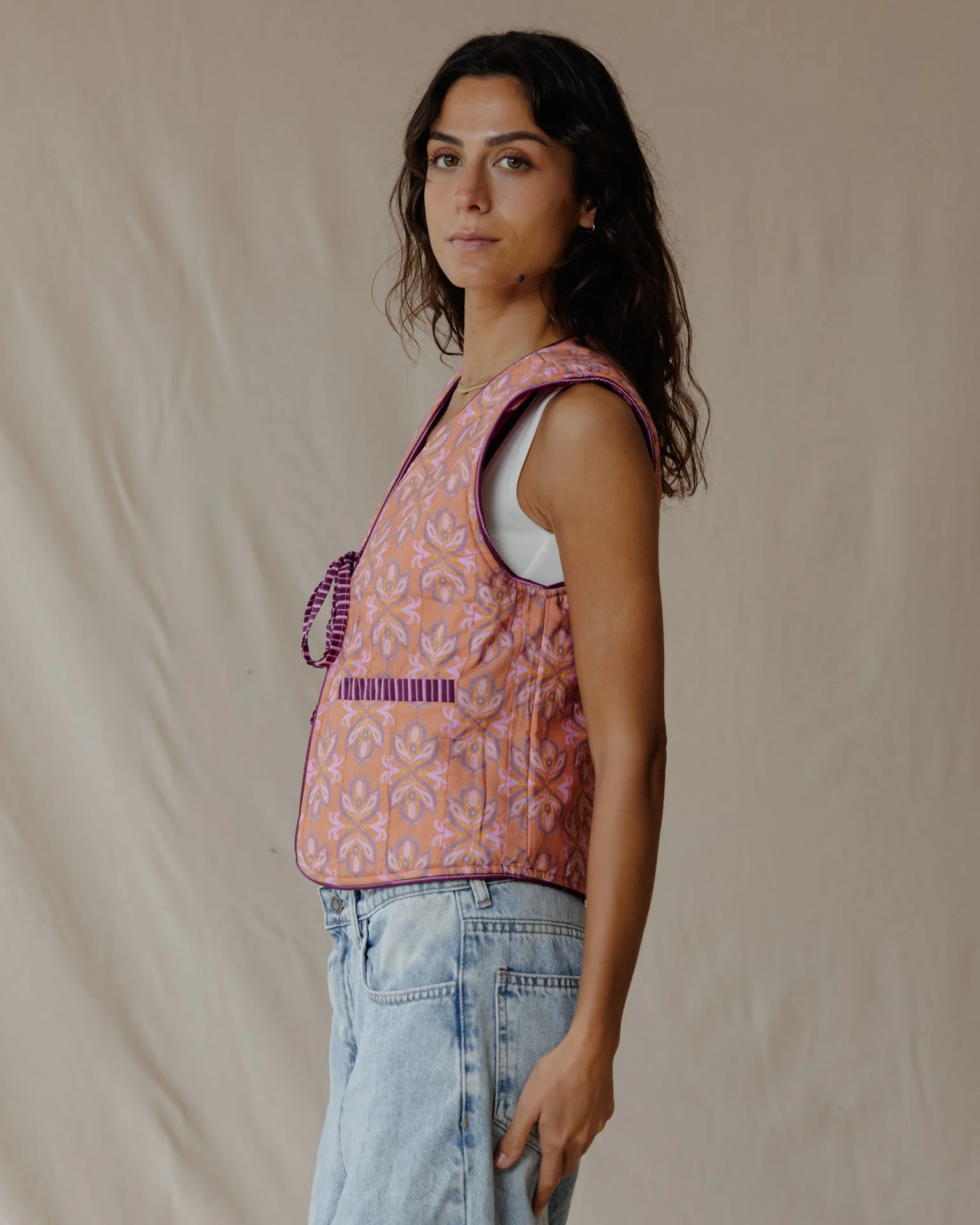 Seeds and beads Reversible Vest - Image 5
