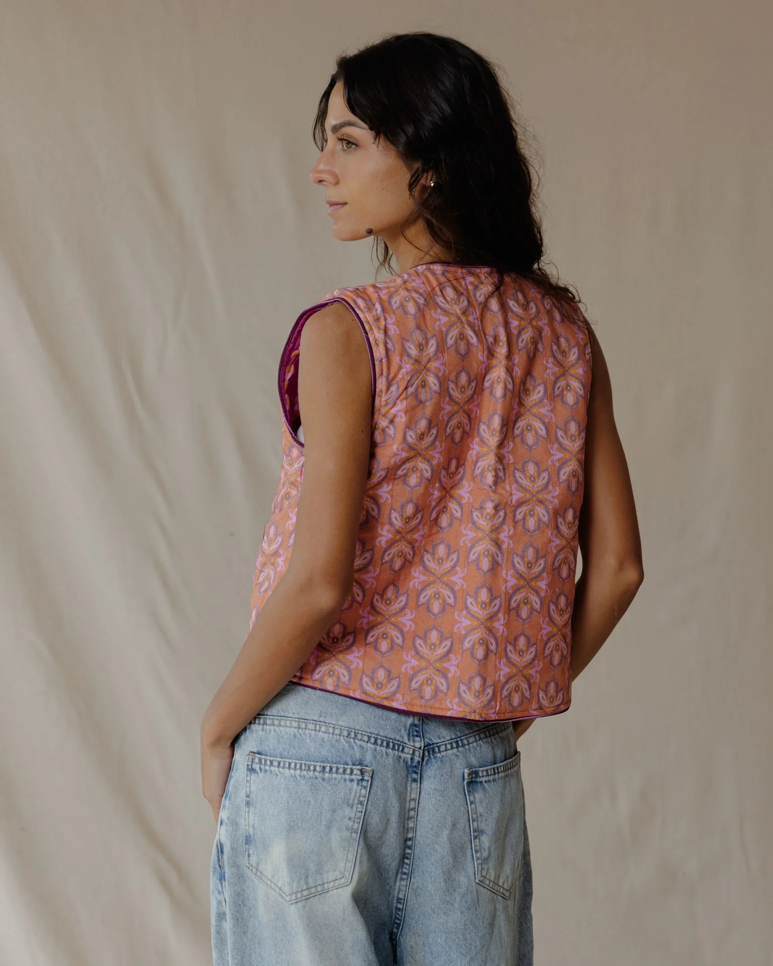 Seeds and beads Reversible Vest - Image 6