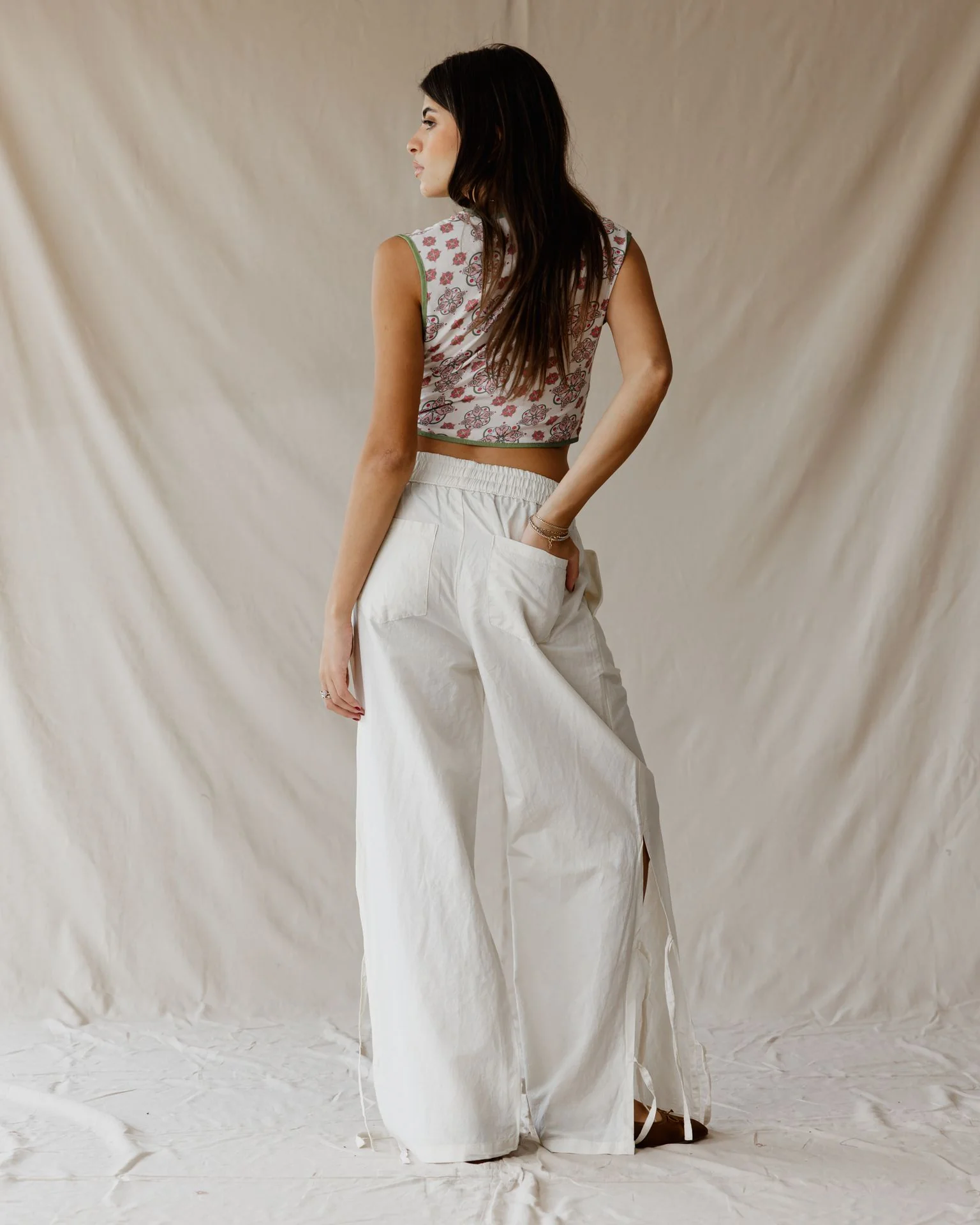 Side-tie Linen White Pants - Image 3