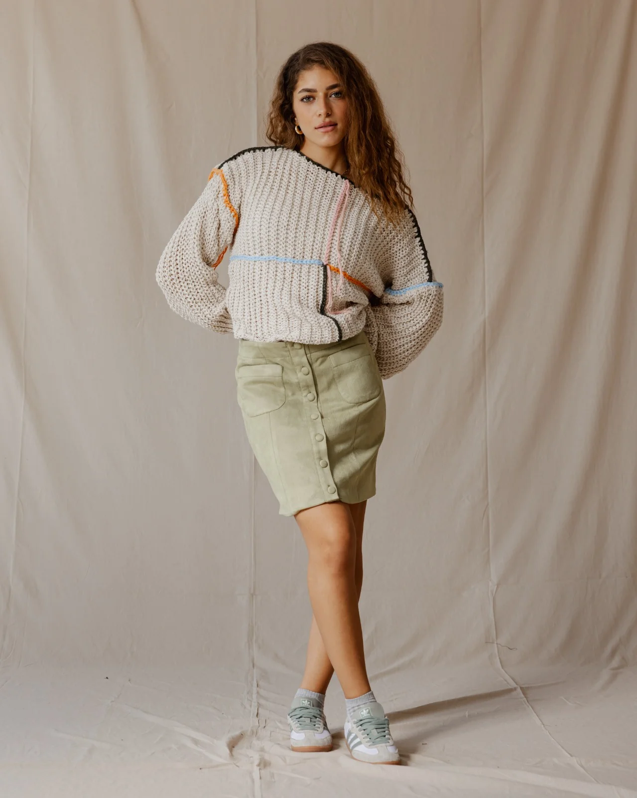 Suede Buttoned Mini Skirt Green - Image 3